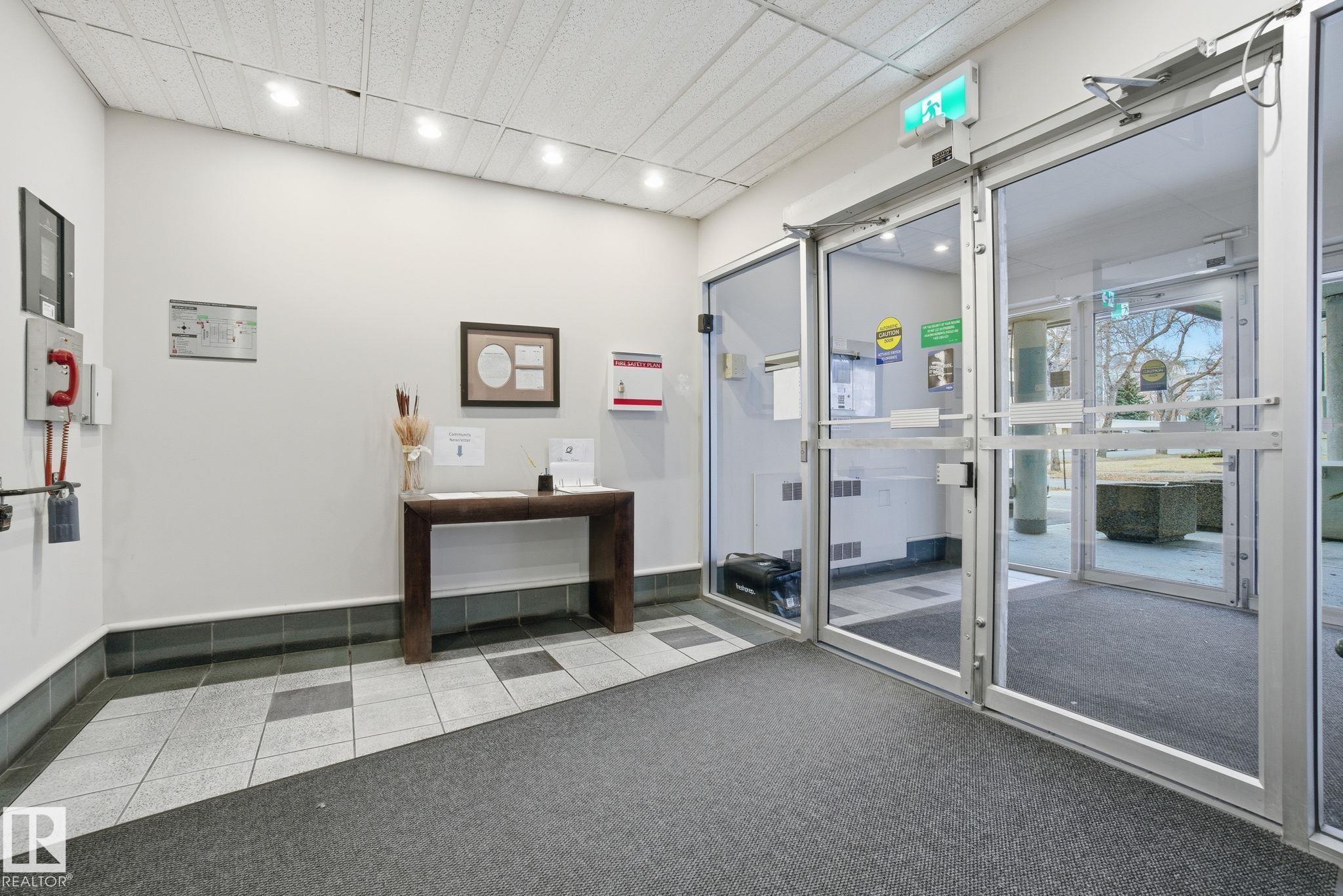 Photo 36 at 702 - 9940 112 Street NW, Wîhkwêntôwin, Edmonton