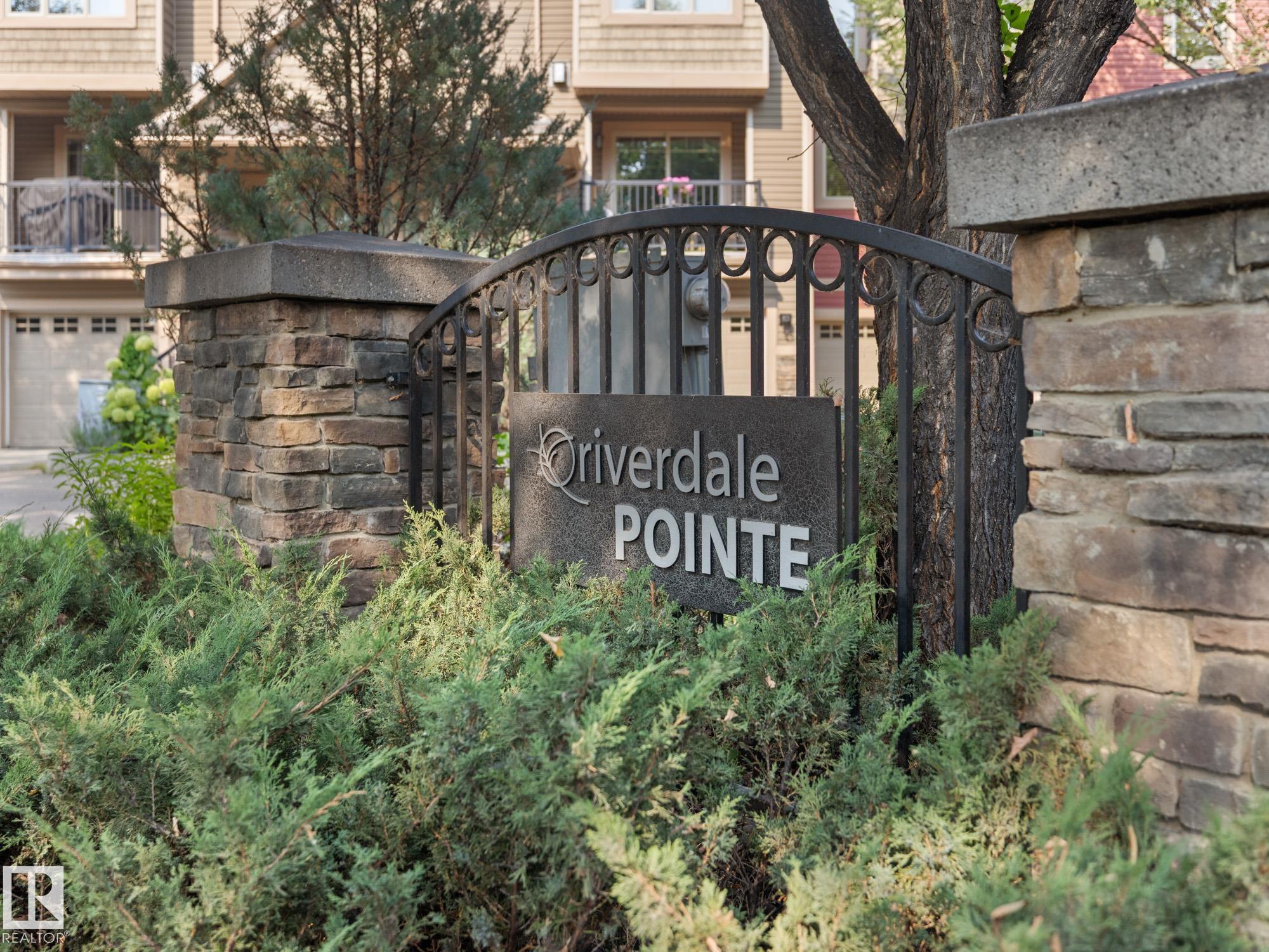 Photo 3 at 6 - 10240 90 Street NW, Riverdale, Edmonton