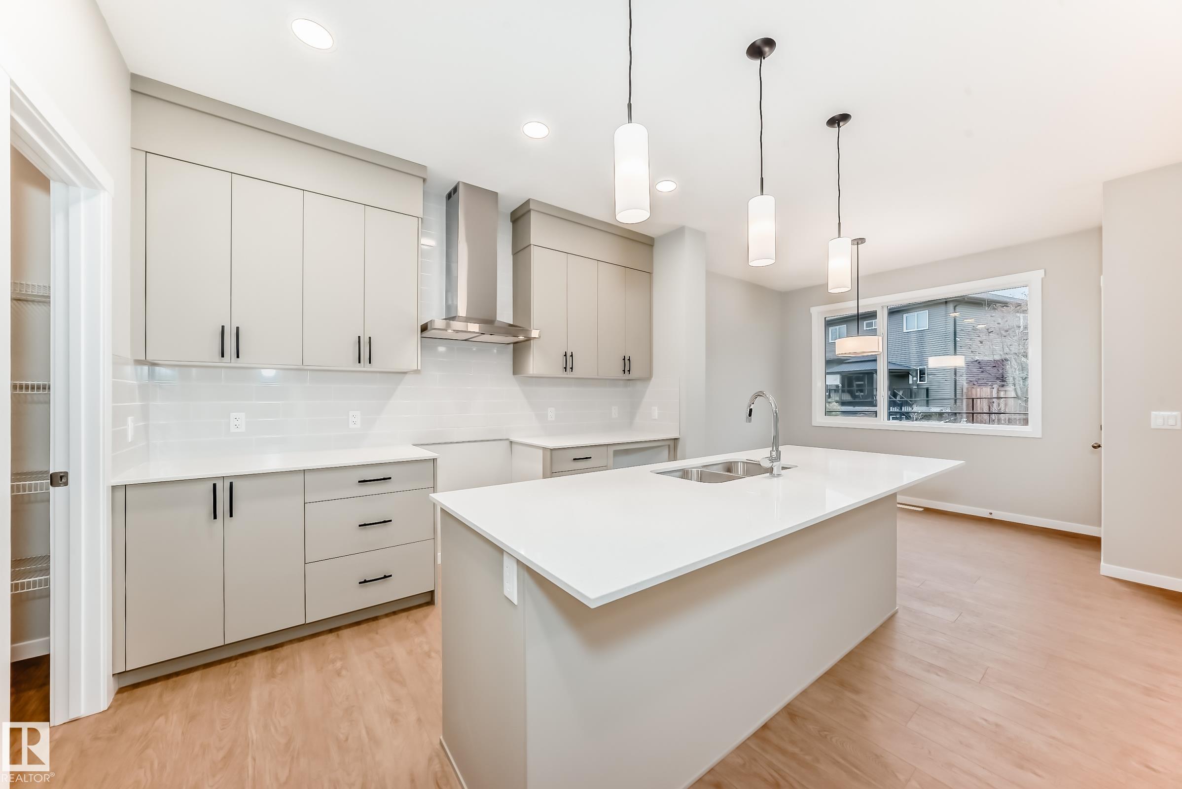 Picture for 17545 62A ST NW