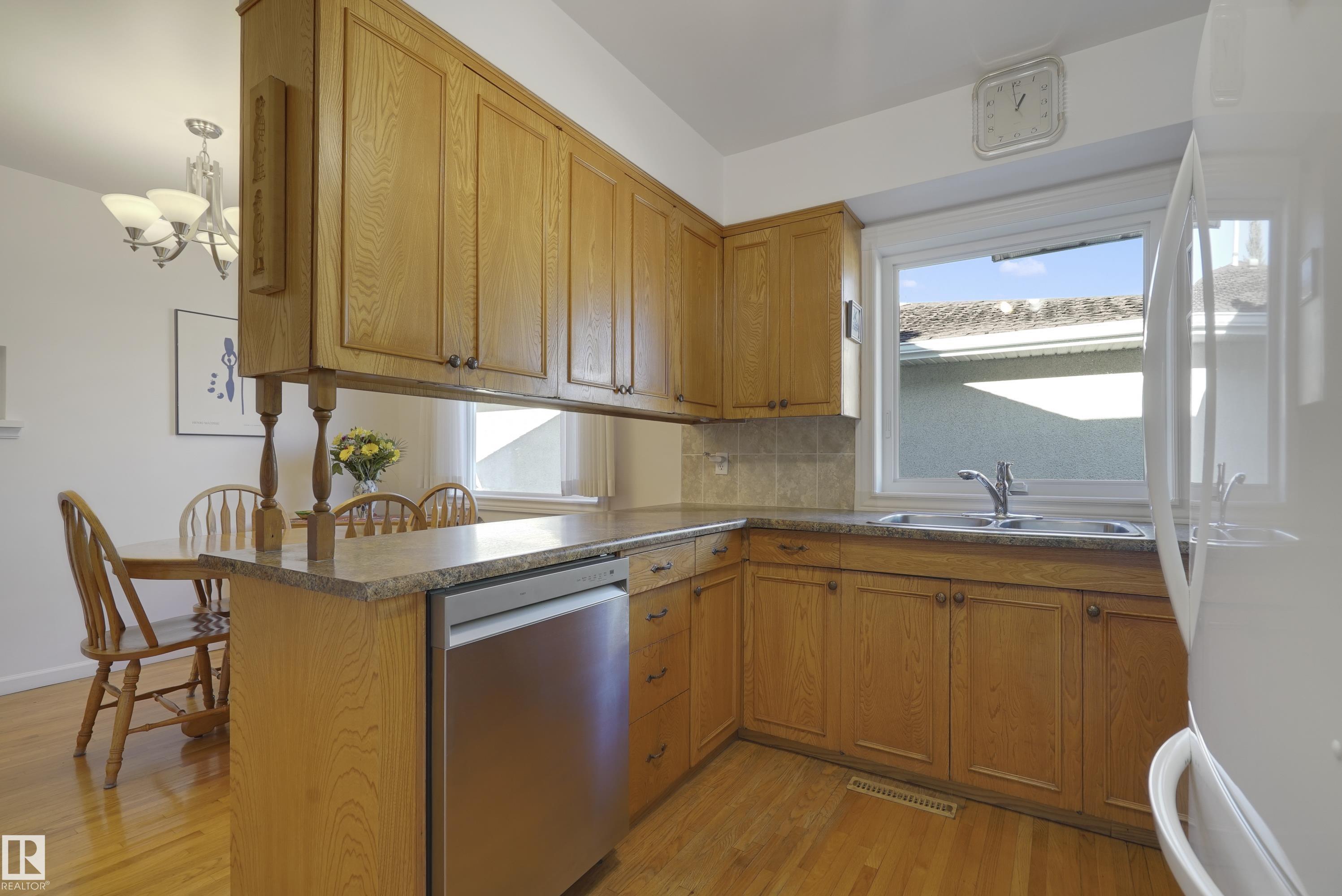 Picture for 9723 75A ST NW