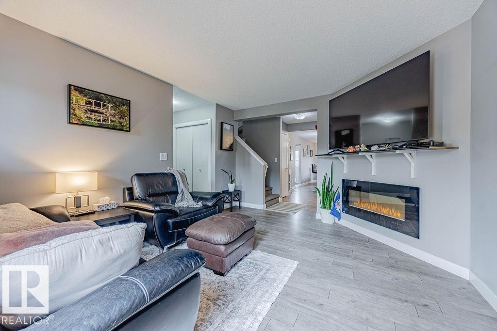 Picture for 7386 EDGEMONT WY NW