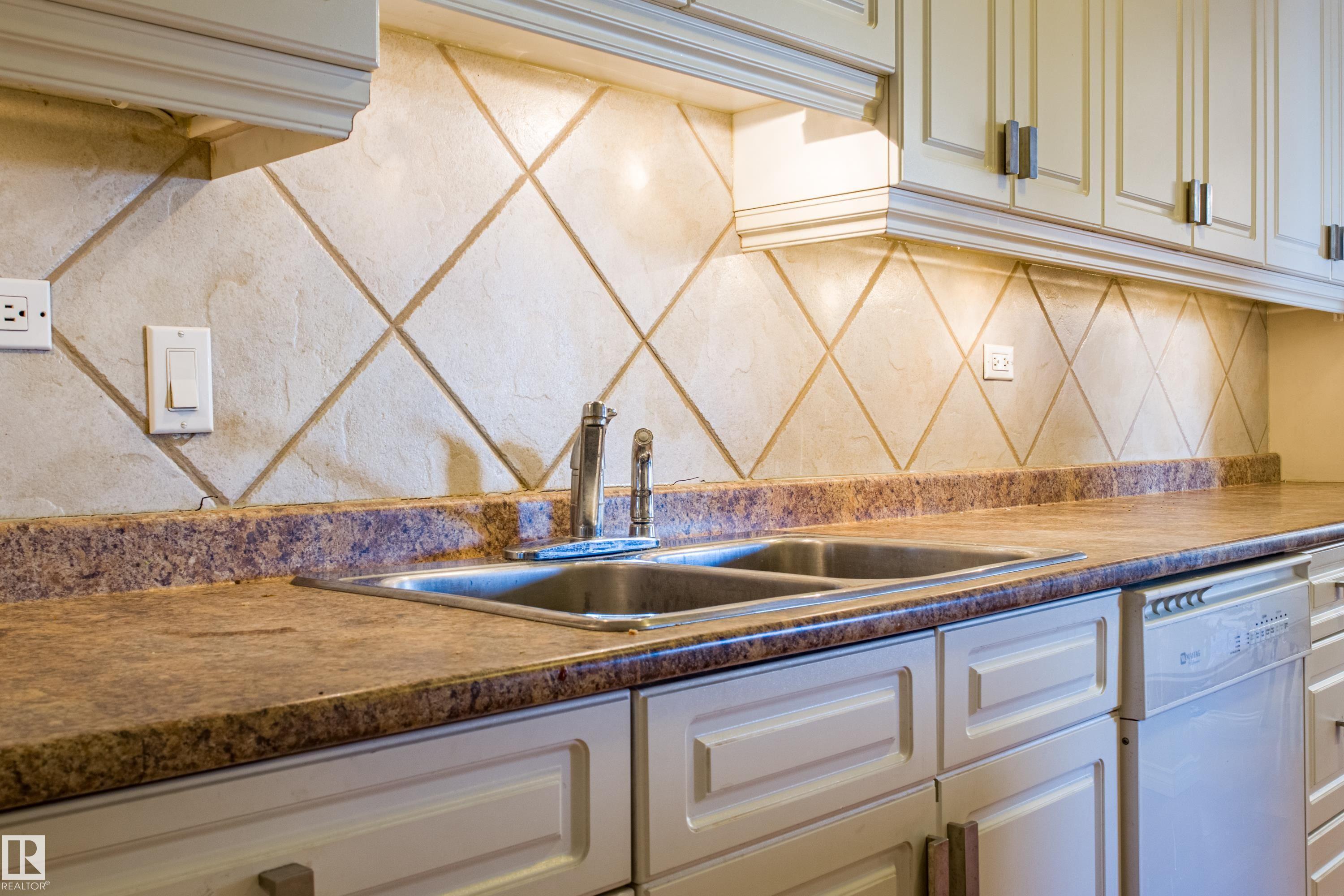 Picture for #1703 12303 JASPER AV NW