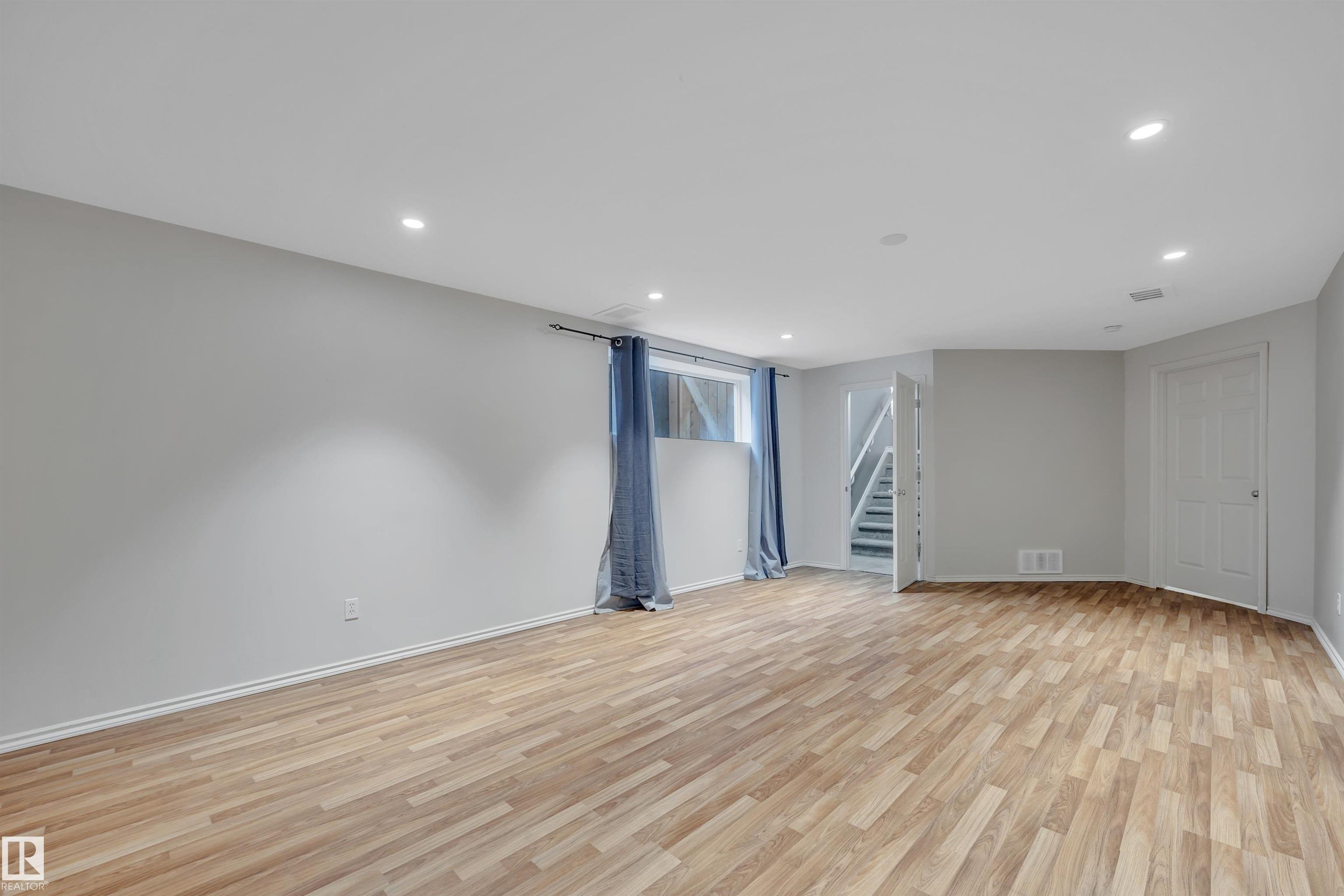 Photo 33 at 14047 136 Street NW, Hudson, Edmonton