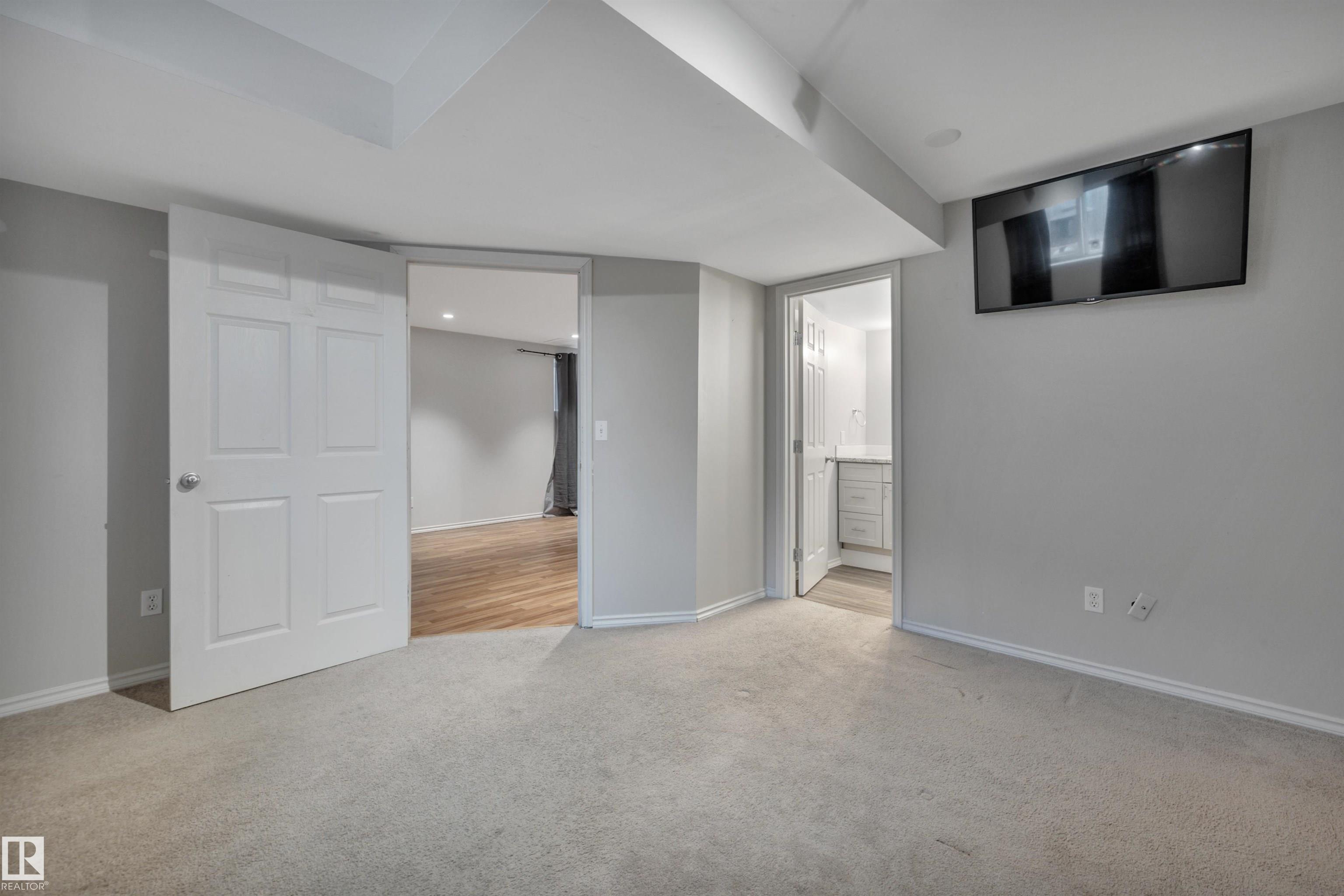 Photo 36 at 14047 136 Street NW, Hudson, Edmonton