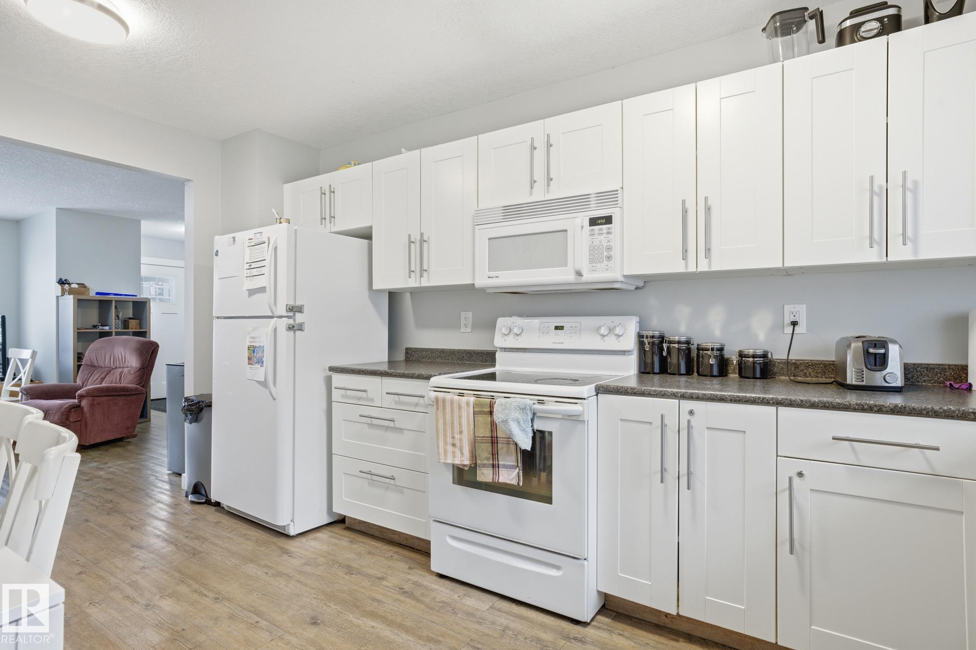 Picture for 15331 104 AV NW