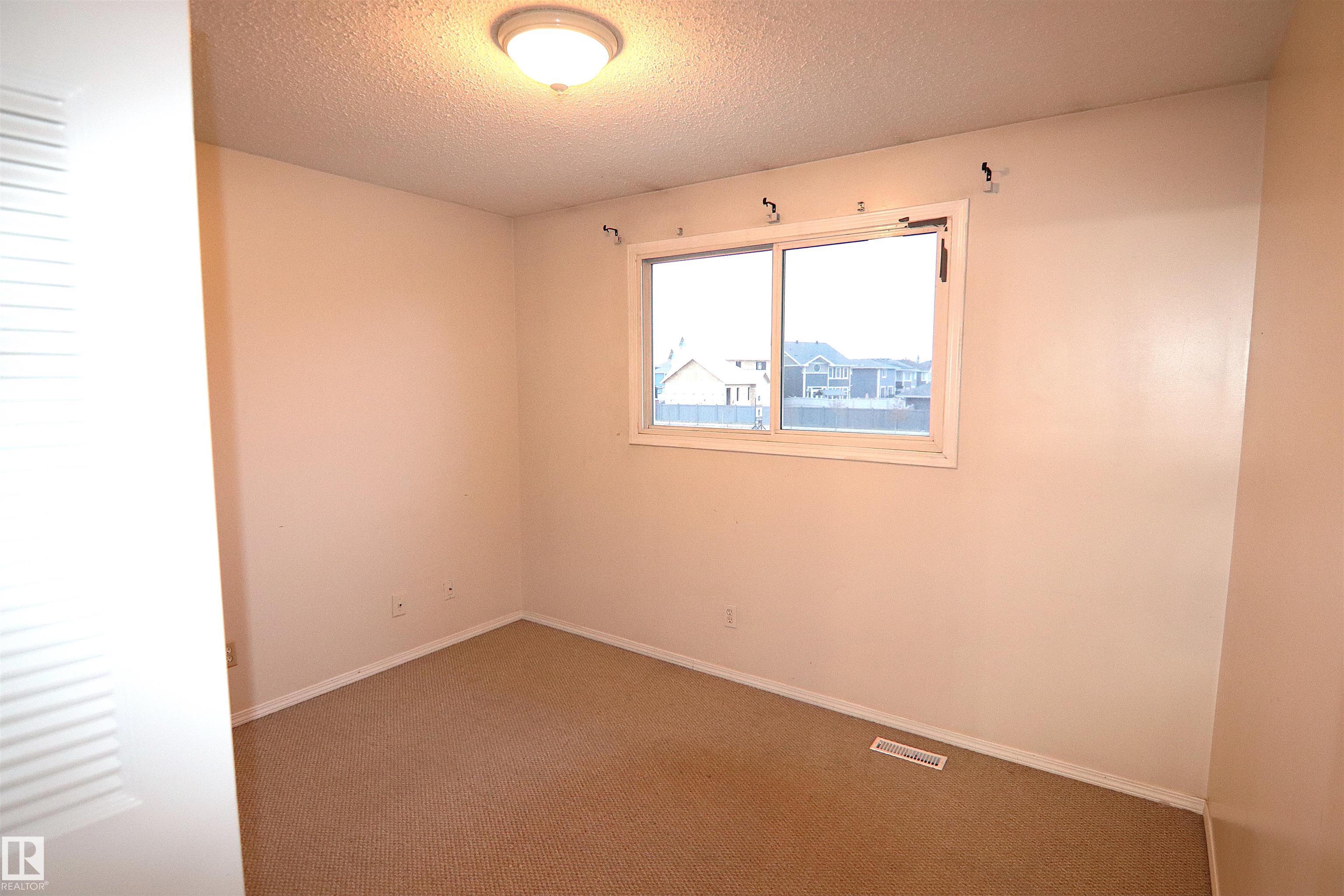 Photo 17 at 11350 139 Avenue NW, Carlisle, Edmonton