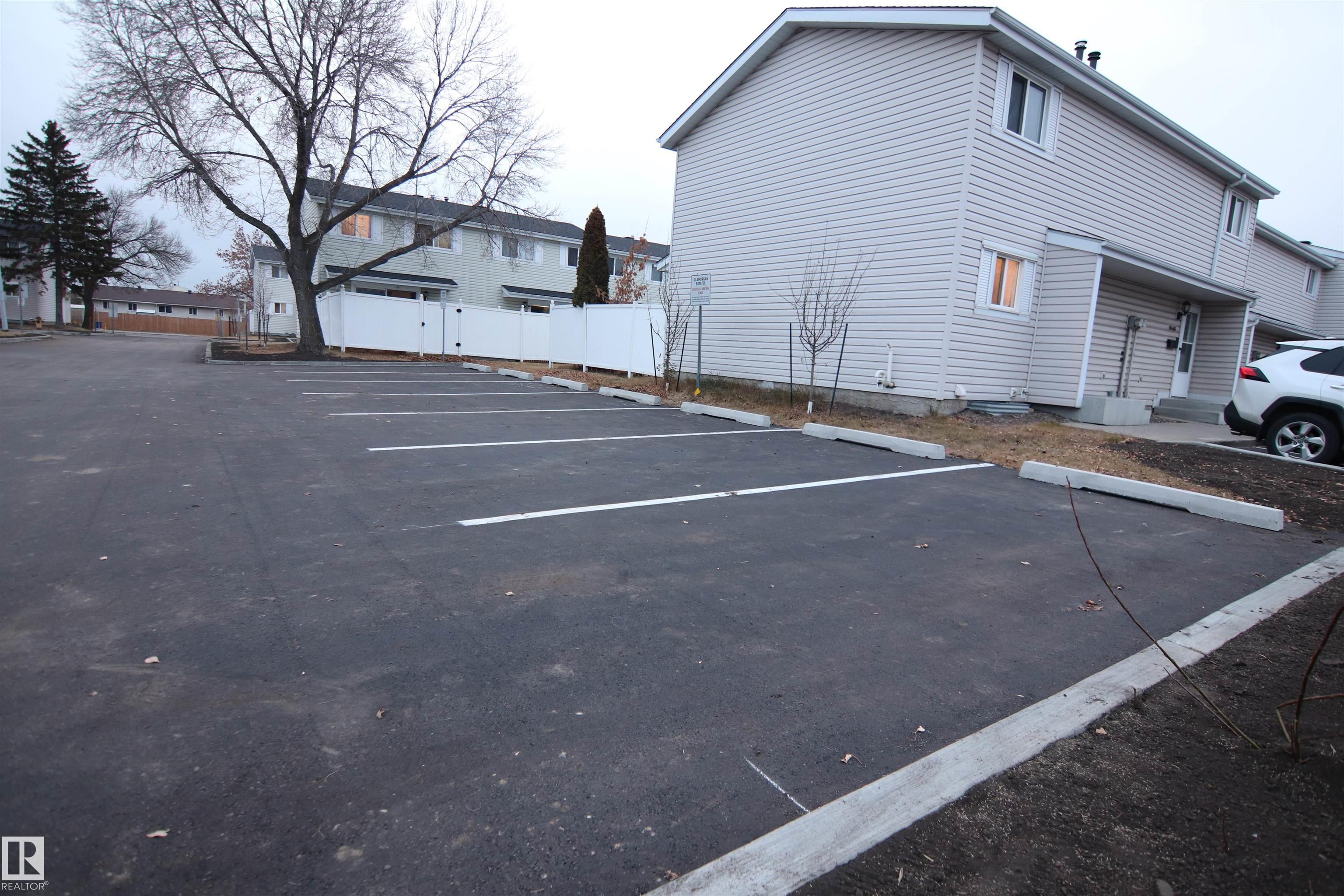 Photo 31 at 11350 139 Avenue NW, Carlisle, Edmonton