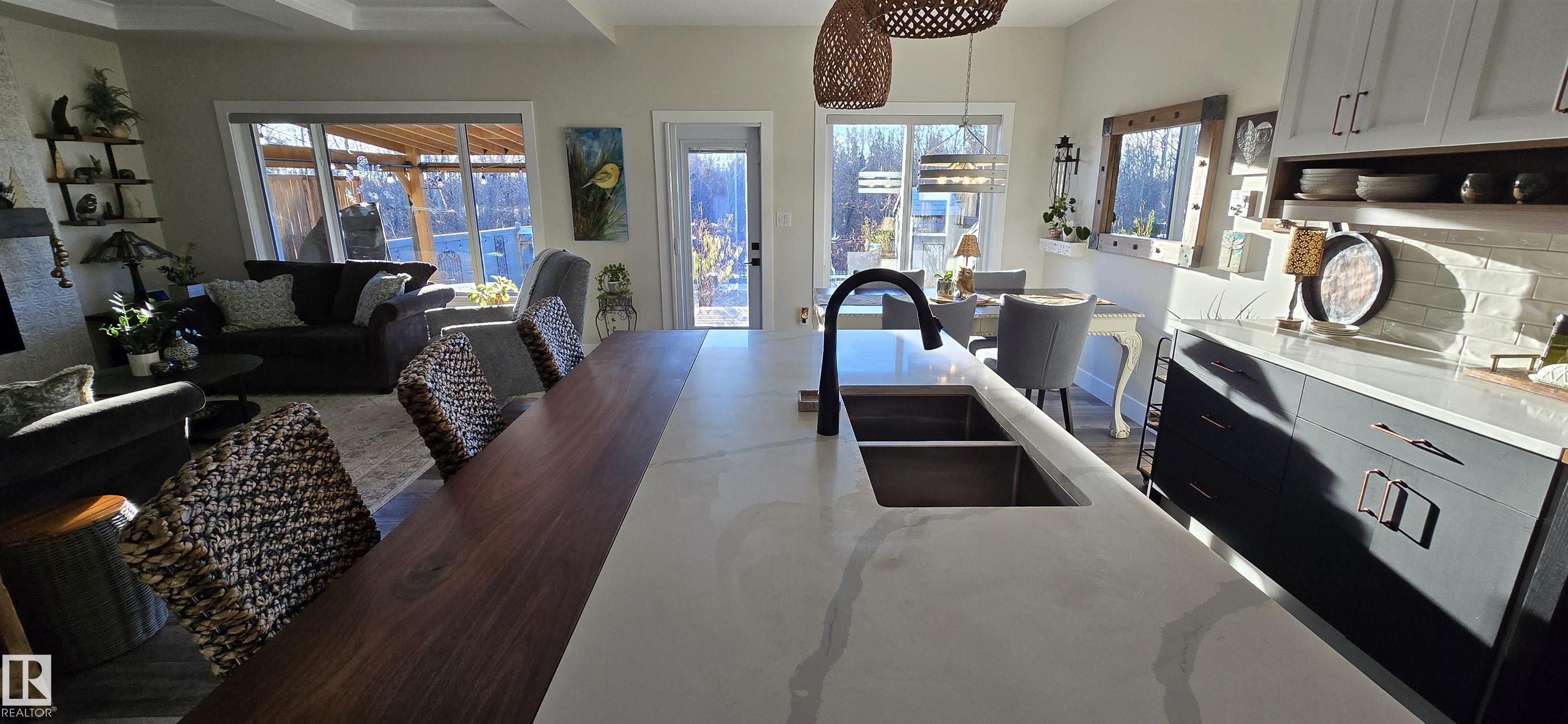 Photo 11 at 20431 128 Avenue NW, Trumpeter Area, Edmonton