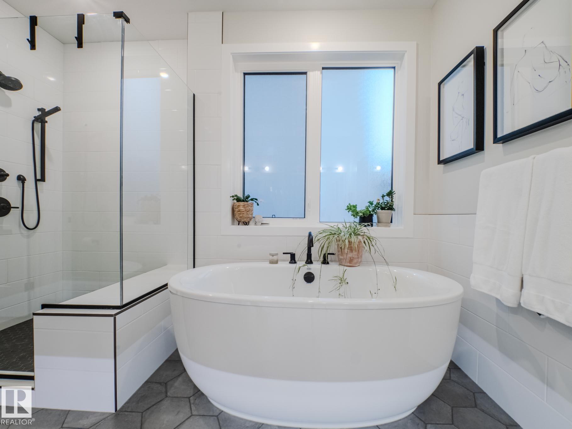 Photo 45 at 4612 41 Street, Forest Heights, Beaumont