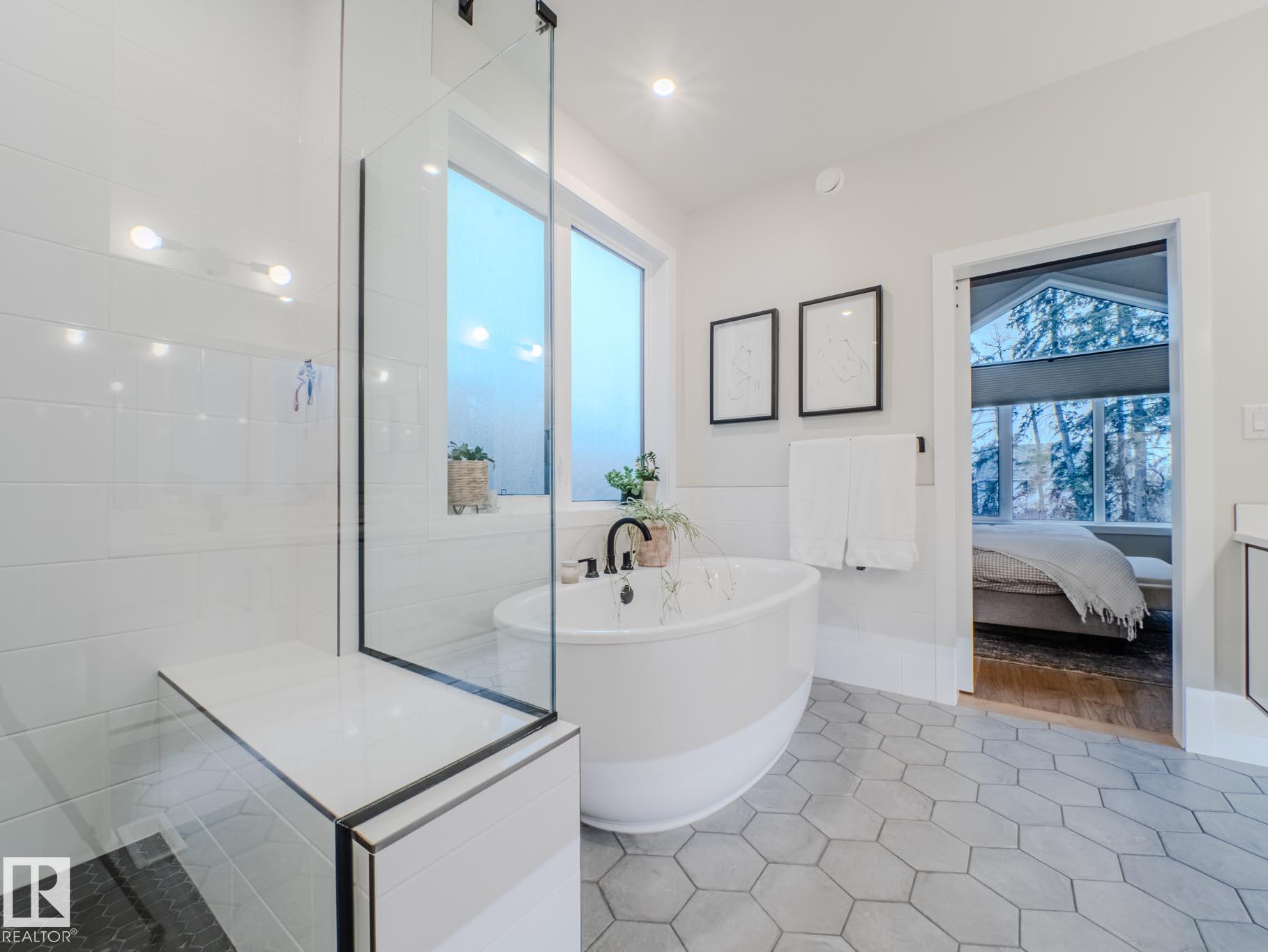 Photo 48 at 4612 41 Street, Forest Heights, Beaumont