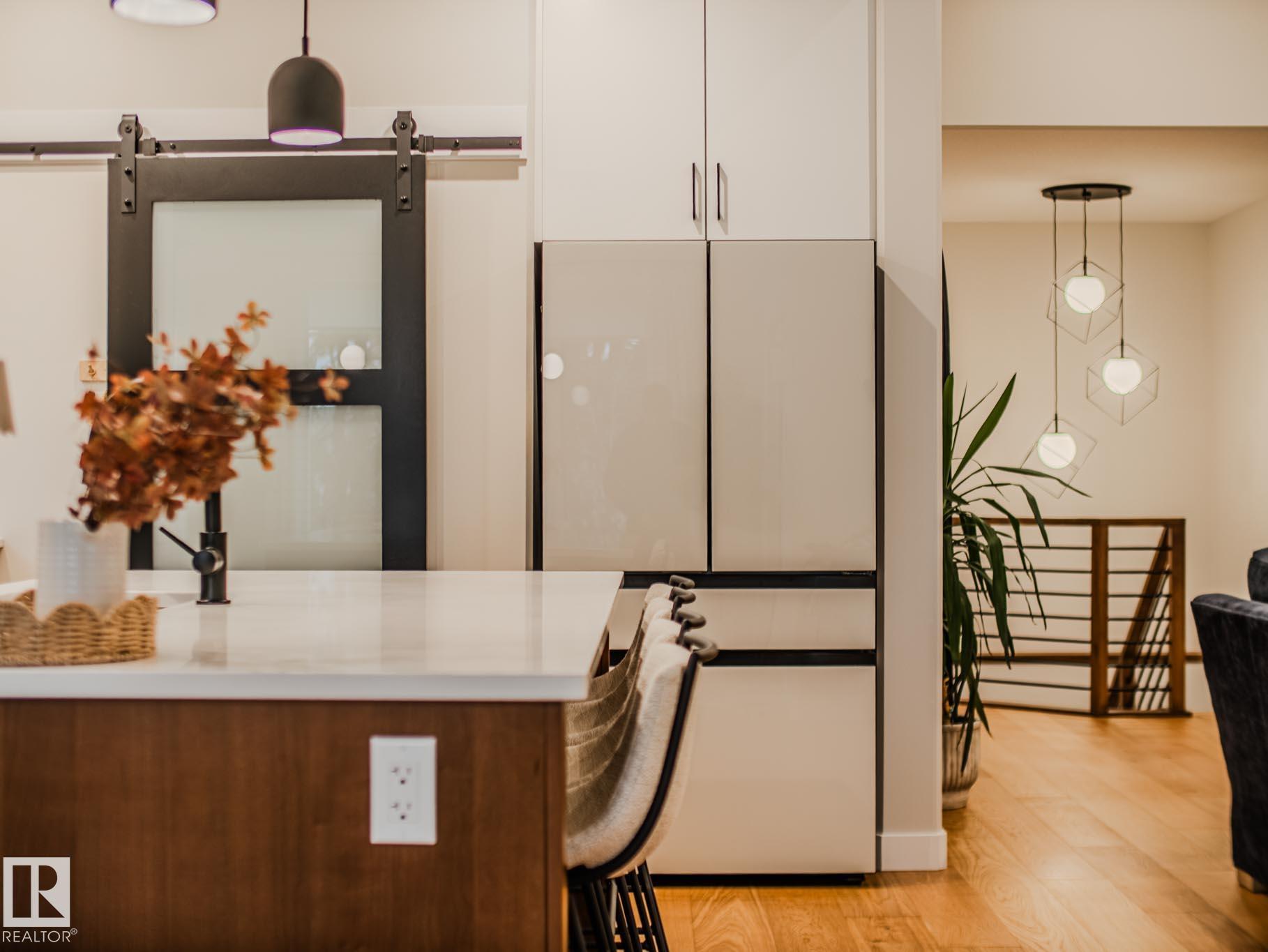 Photo 9 at 4612 41 Street, Forest Heights, Beaumont