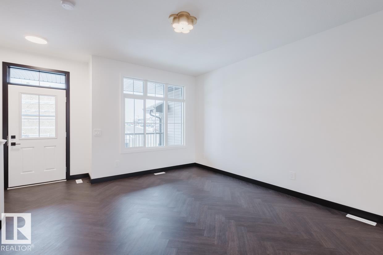 Photo 14 at 2124 Crossbill Lane NW, Kinglet Gardens, Edmonton