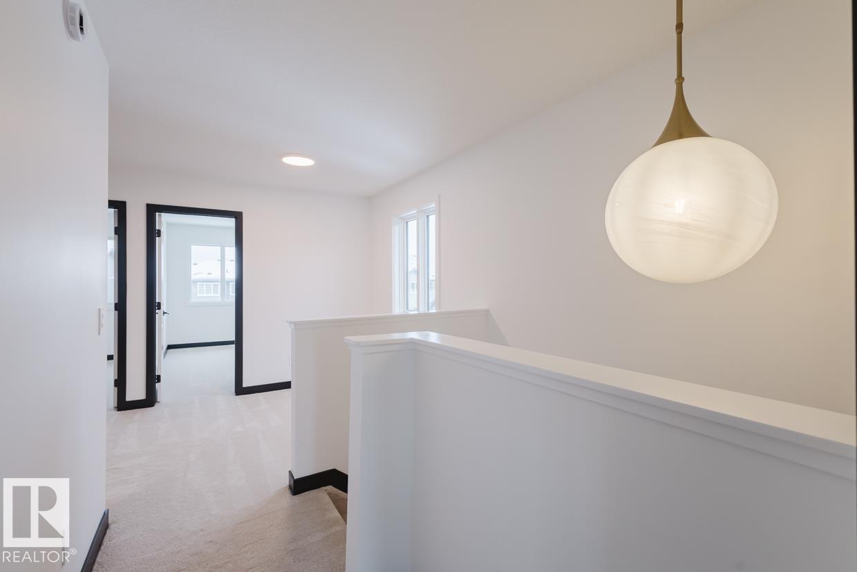 Photo 17 at 2124 Crossbill Lane NW, Kinglet Gardens, Edmonton