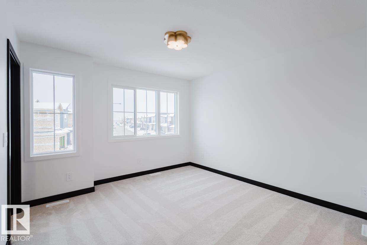 Photo 18 at 2124 Crossbill Lane NW, Kinglet Gardens, Edmonton