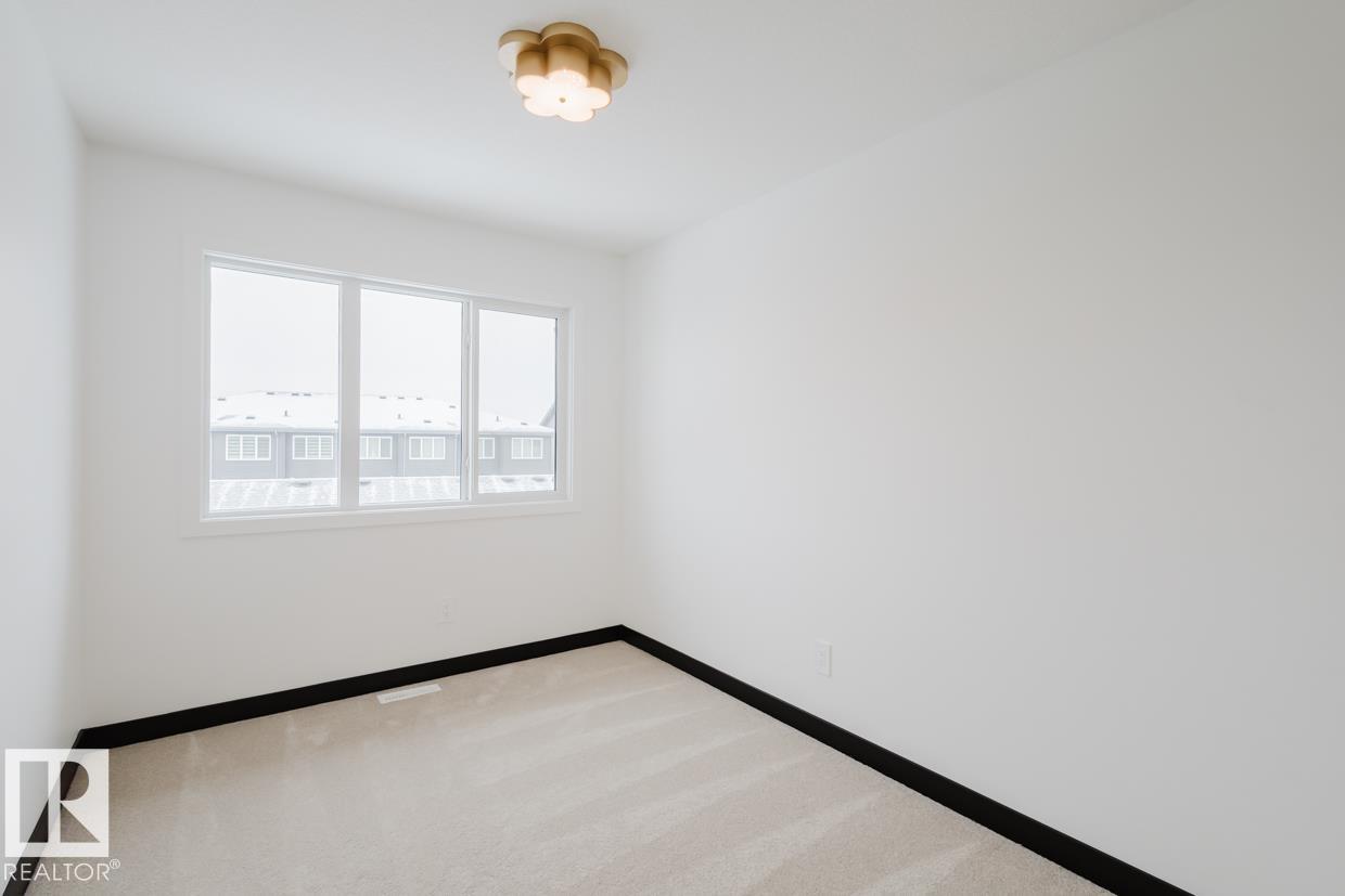 Photo 21 at 2124 Crossbill Lane NW, Kinglet Gardens, Edmonton