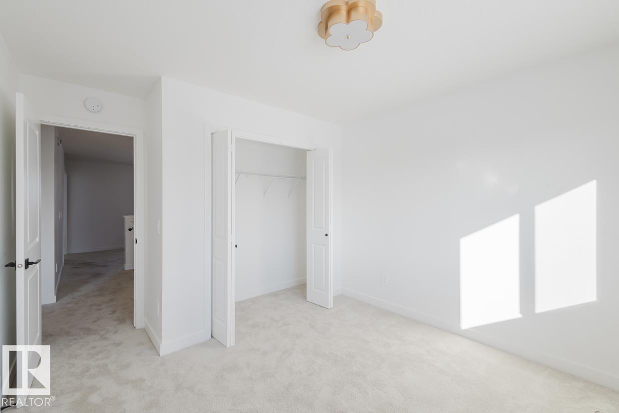 Photo 12 at 39 Chartres Close, Chérot, St. Albert