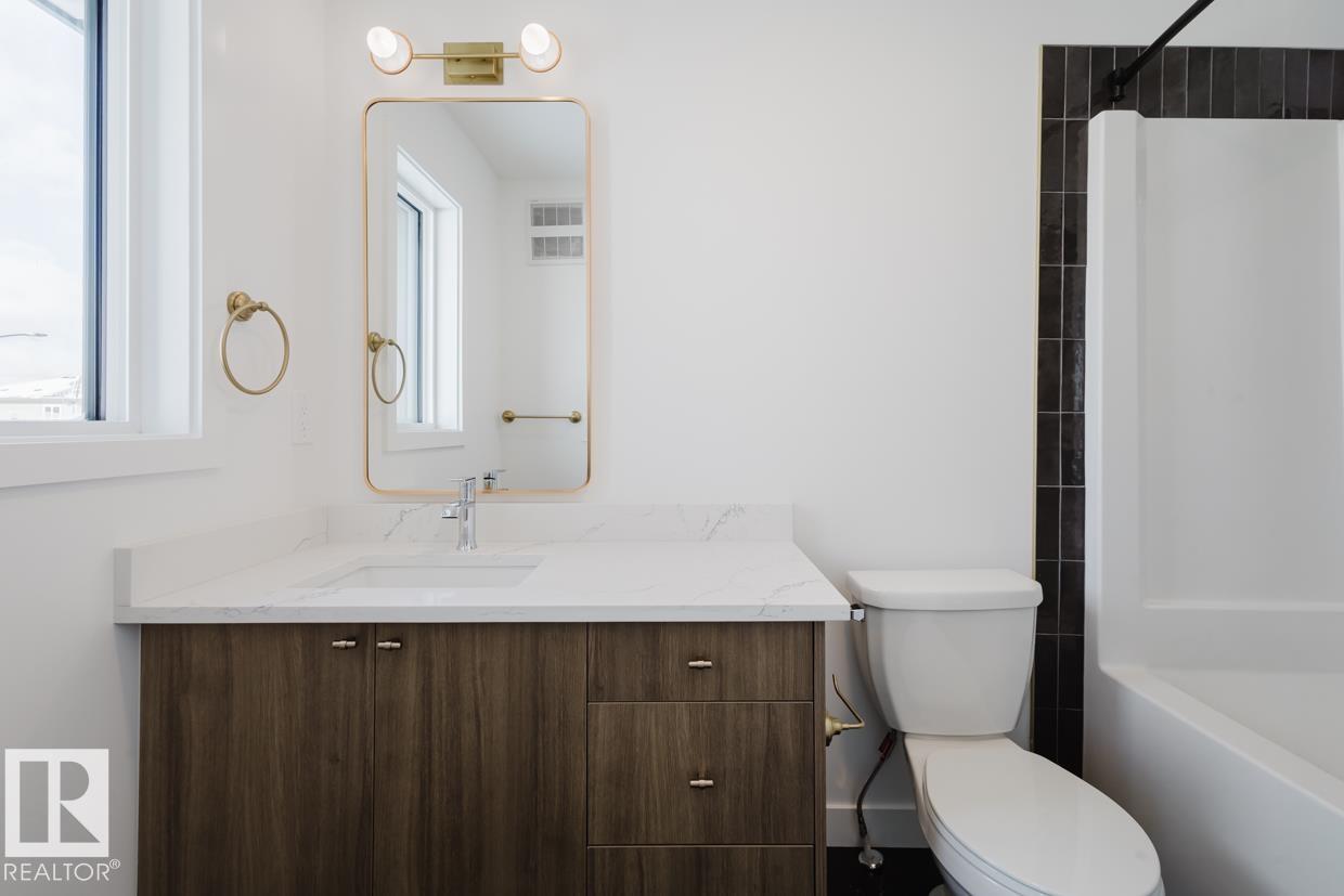 Photo 16 at 39 Chartres Close, Chérot, St. Albert