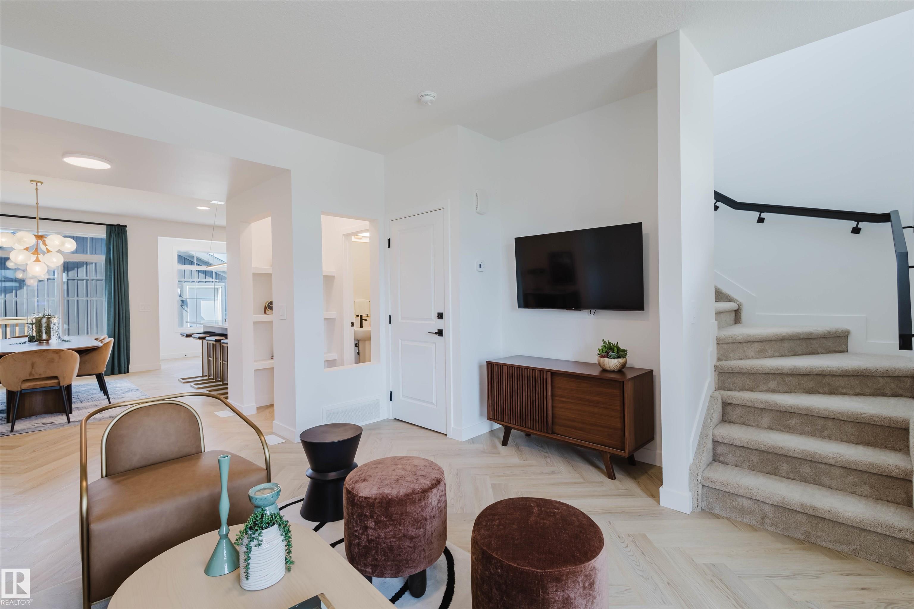 Photo 6 at 1504 Siskin Link NW, Kinglet Gardens, Edmonton