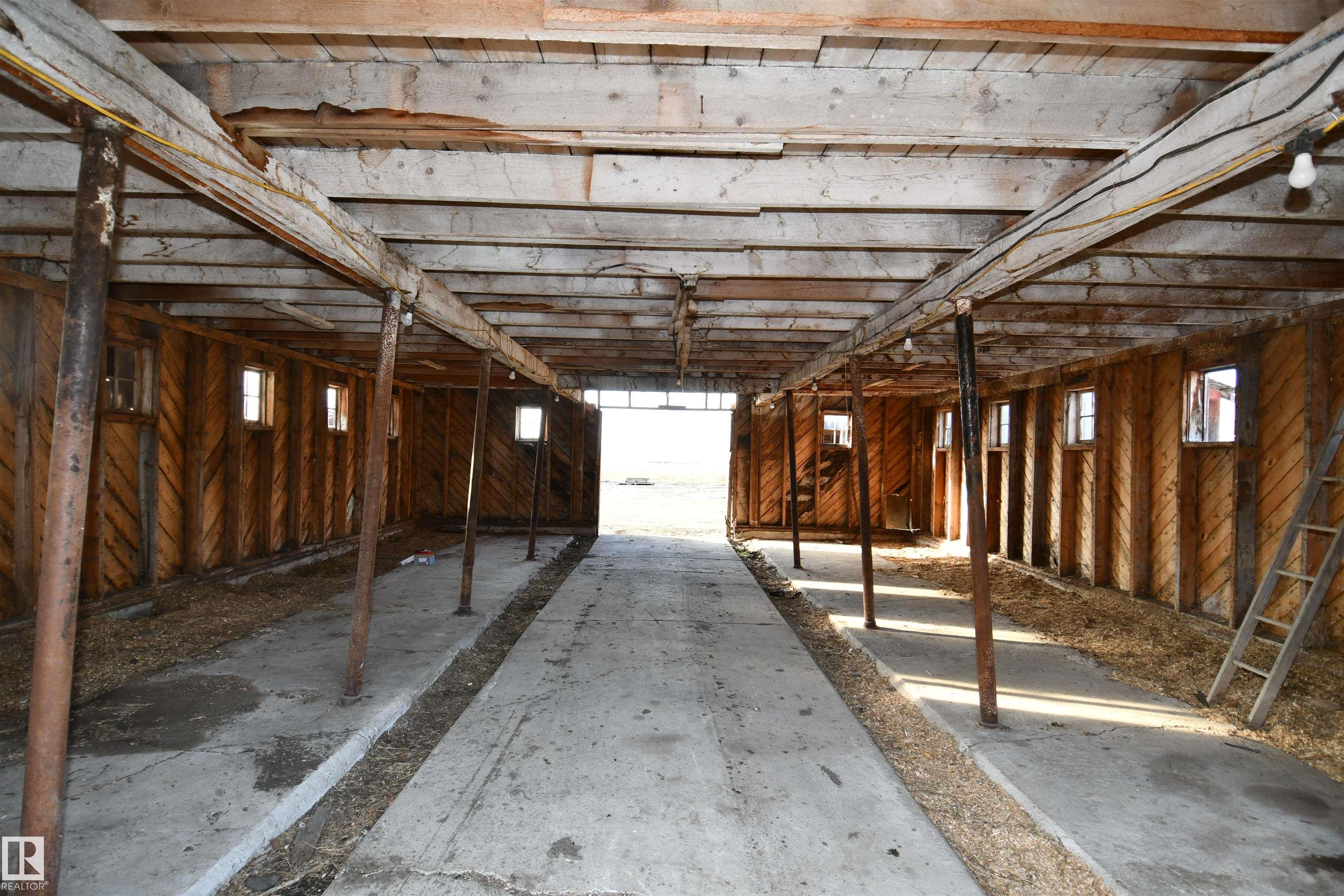 Photo 12 at 49054 Rge Rd 13, None, Rural Leduc County