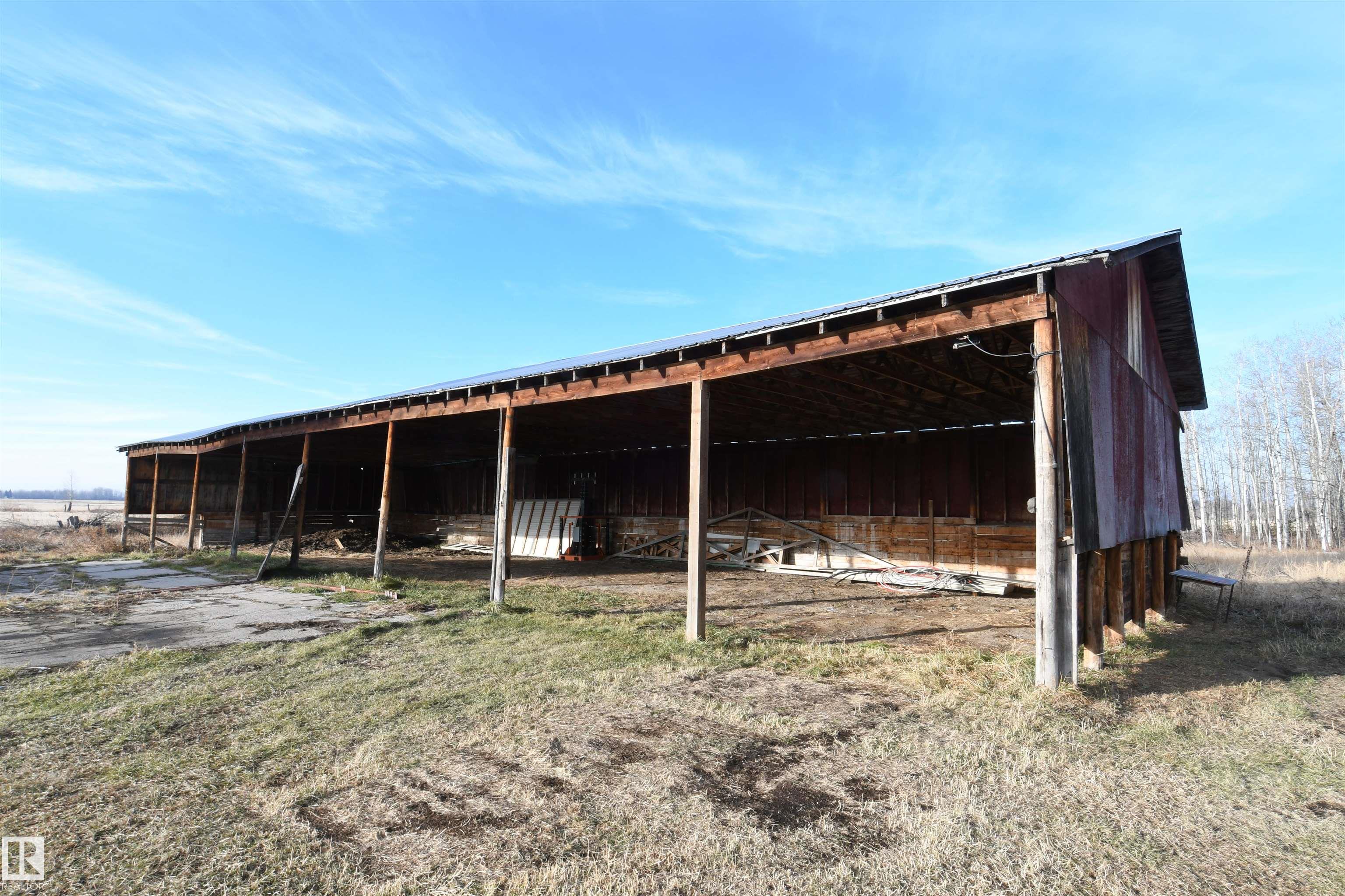 Photo 13 at 49054 Rge Rd 13, None, Rural Leduc County