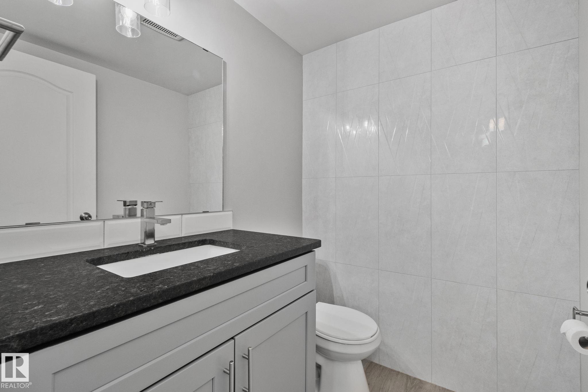 Picture for 586 LAKEWOOD RD N NW