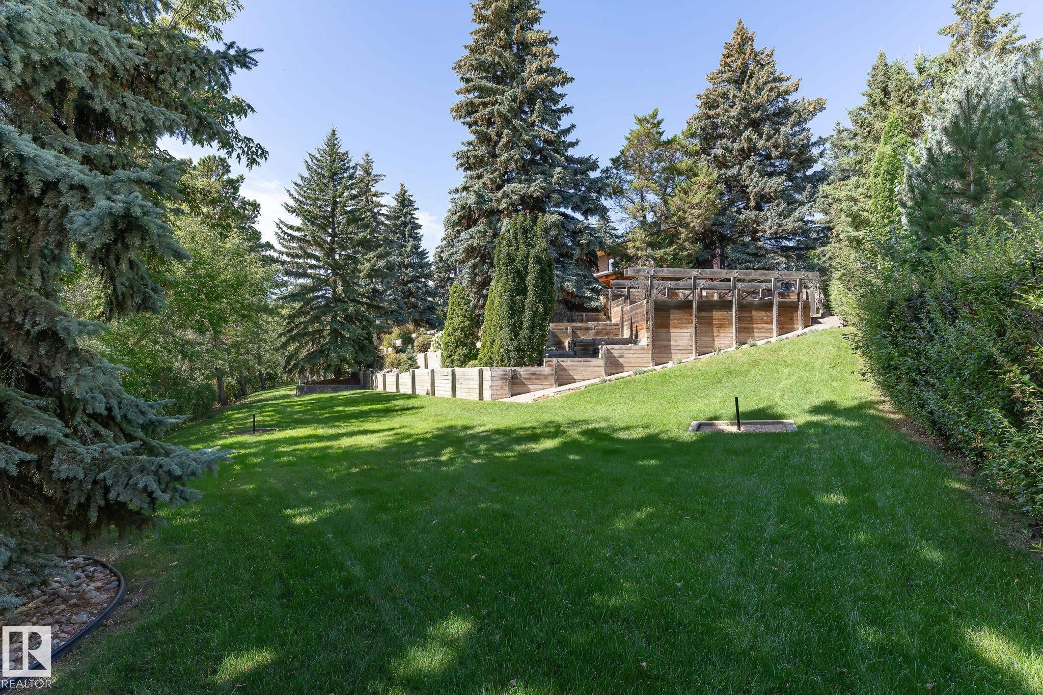 Photo 19 at 8 Valleyview point(e) NW, Parkview, Edmonton