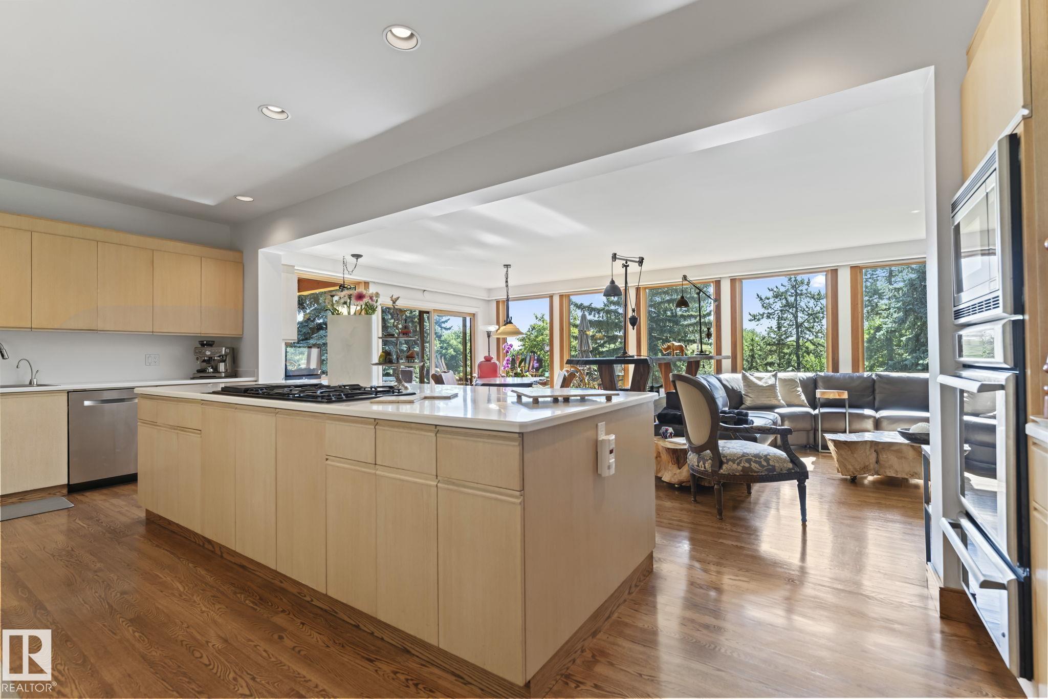 Photo 25 at 8 Valleyview point(e) NW, Parkview, Edmonton