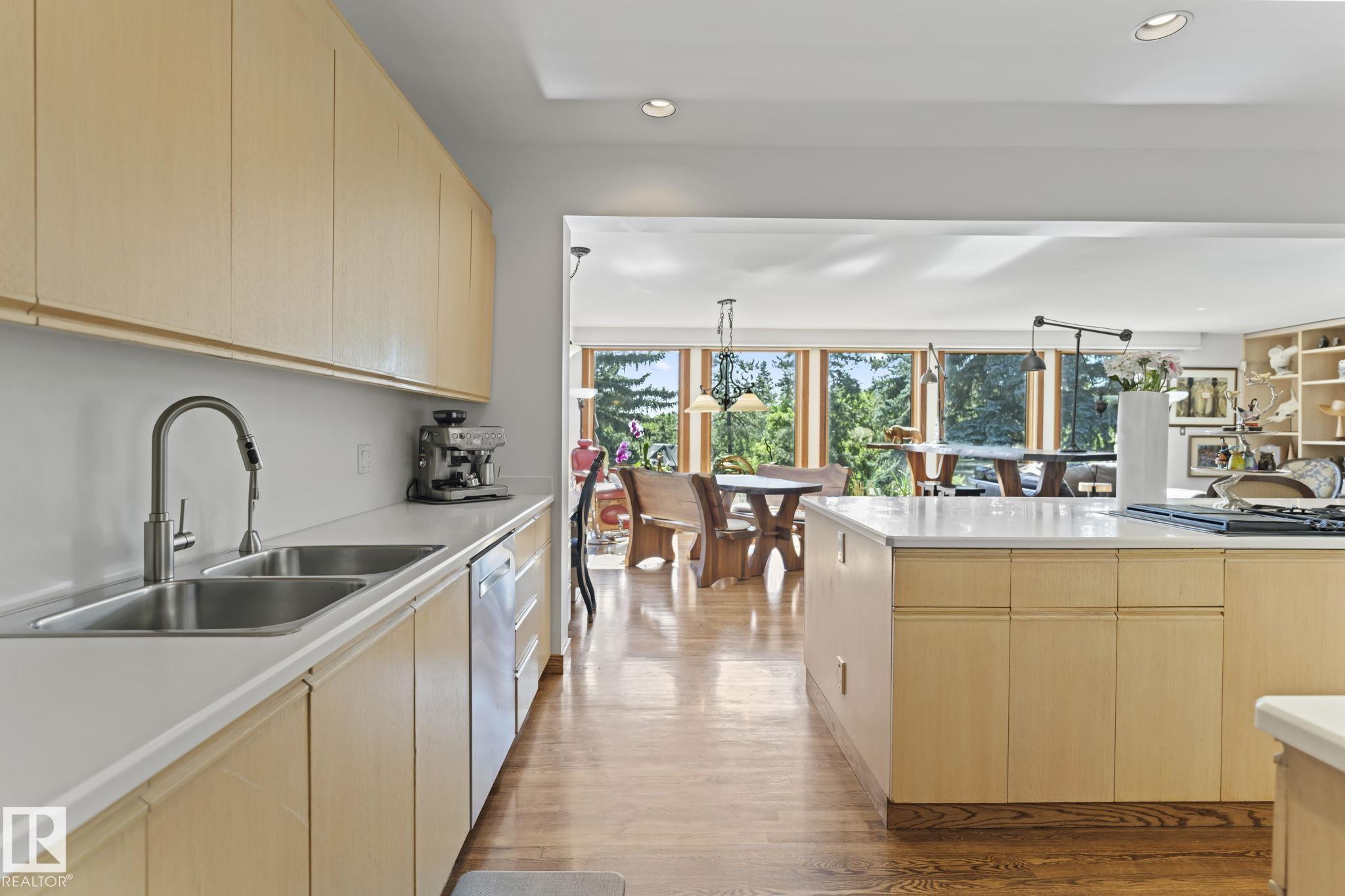 Photo 27 at 8 Valleyview point(e) NW, Parkview, Edmonton