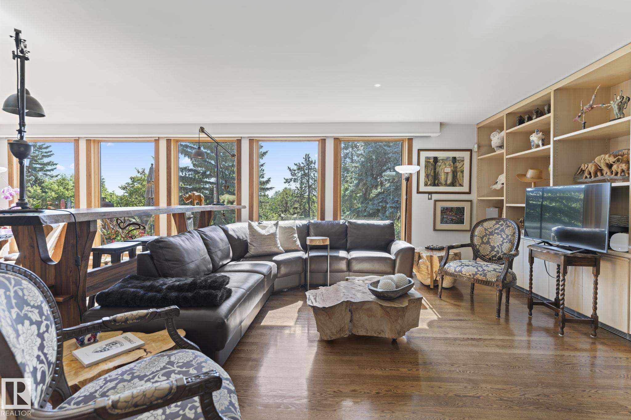 Photo 45 at 8 Valleyview point(e) NW, Parkview, Edmonton