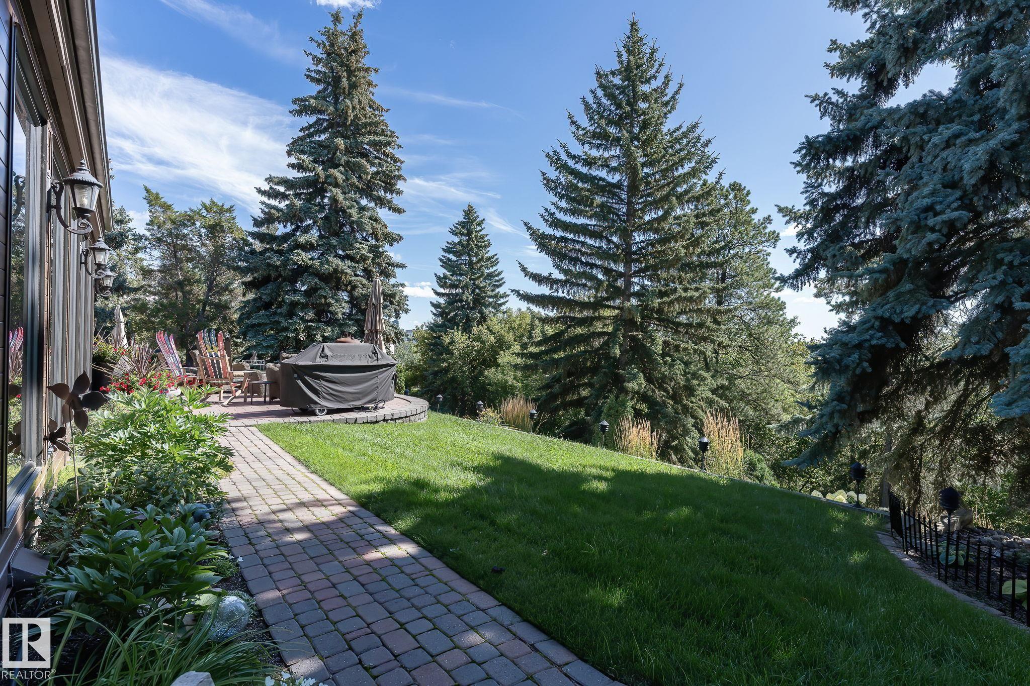 Photo 8 at 8 Valleyview point(e) NW, Parkview, Edmonton