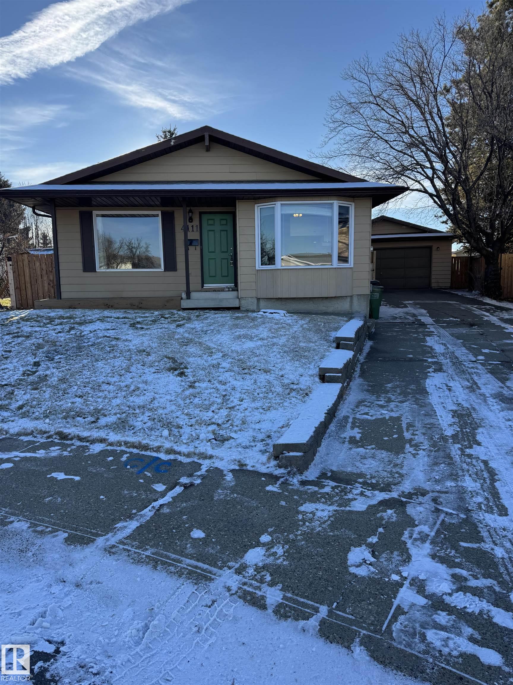 4111 32 Avenue NW, Bisset, Edmonton 