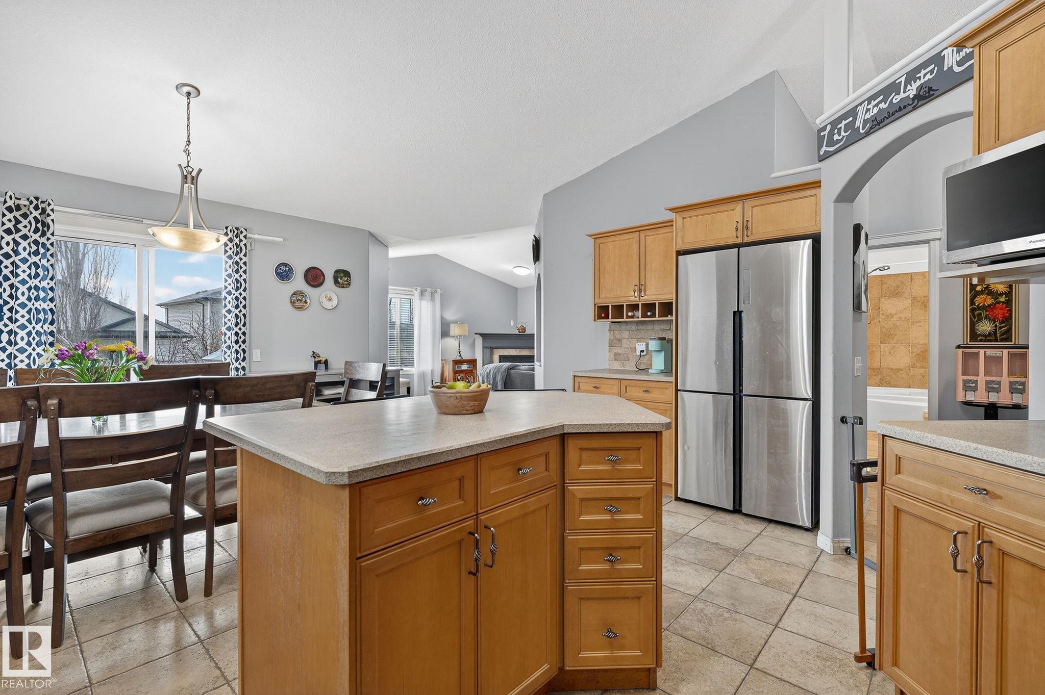 Photo 13 at 1012 Westerra Place, Westerra, Stony Plain