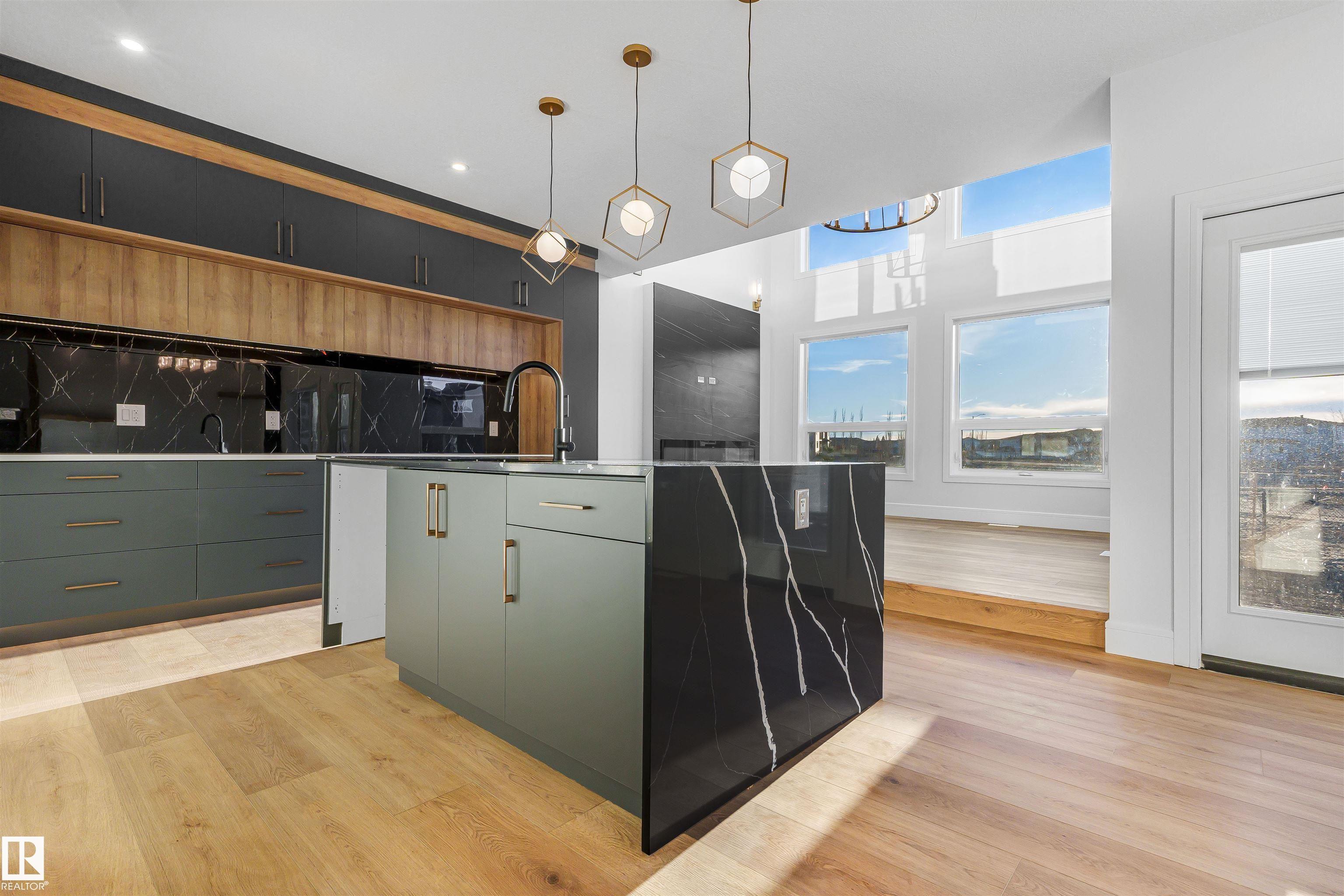 240 Crystal Creek Drive, Crystal Creek, Leduc 