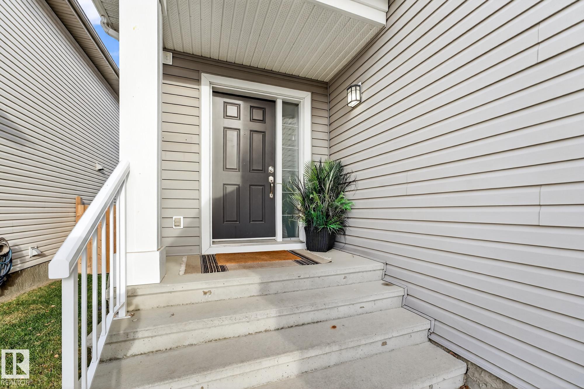 Photo 11 at 46 Snowbird Crescent, Suntree, Leduc