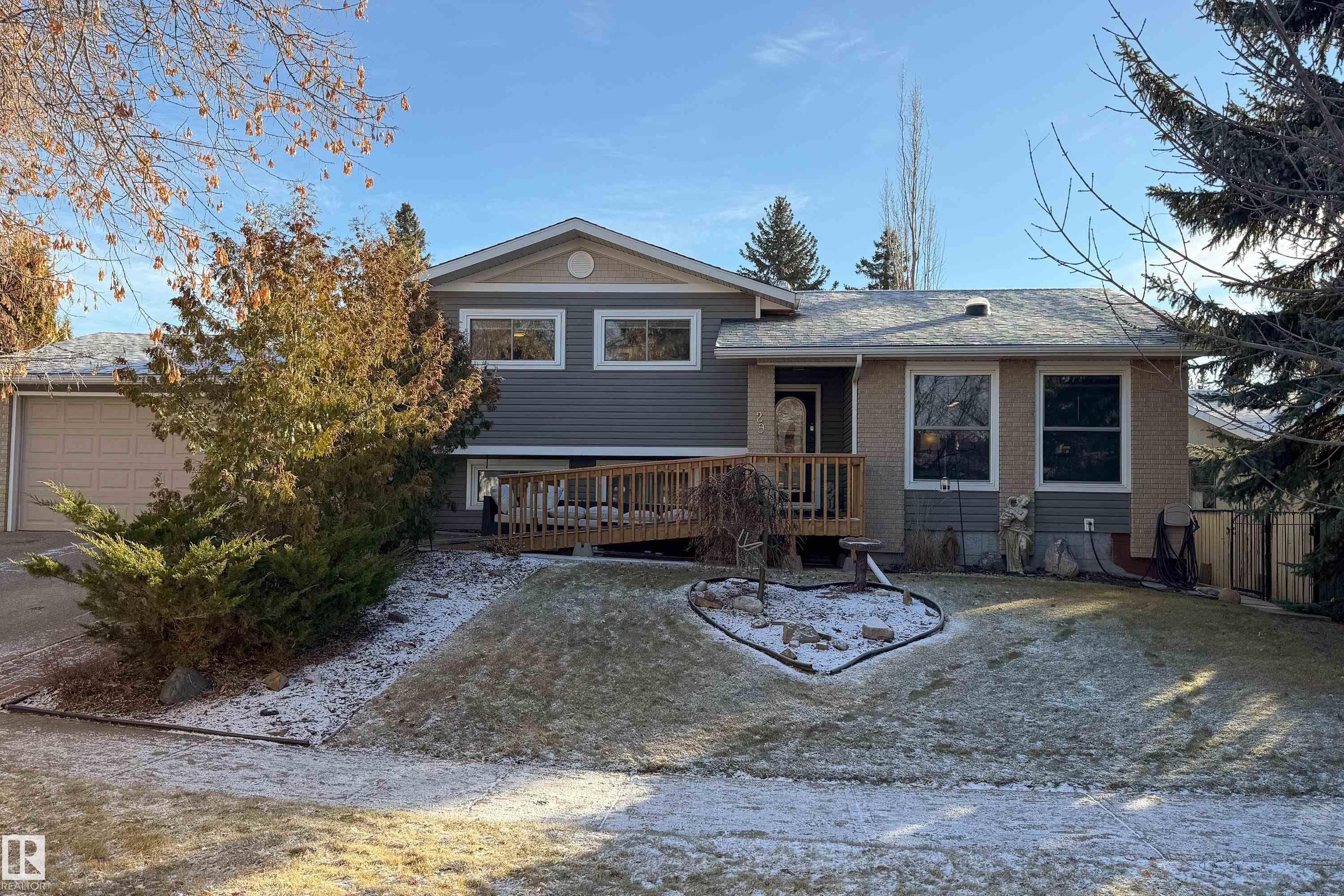 29 Morgan Crescent, Mission, St. Albert 