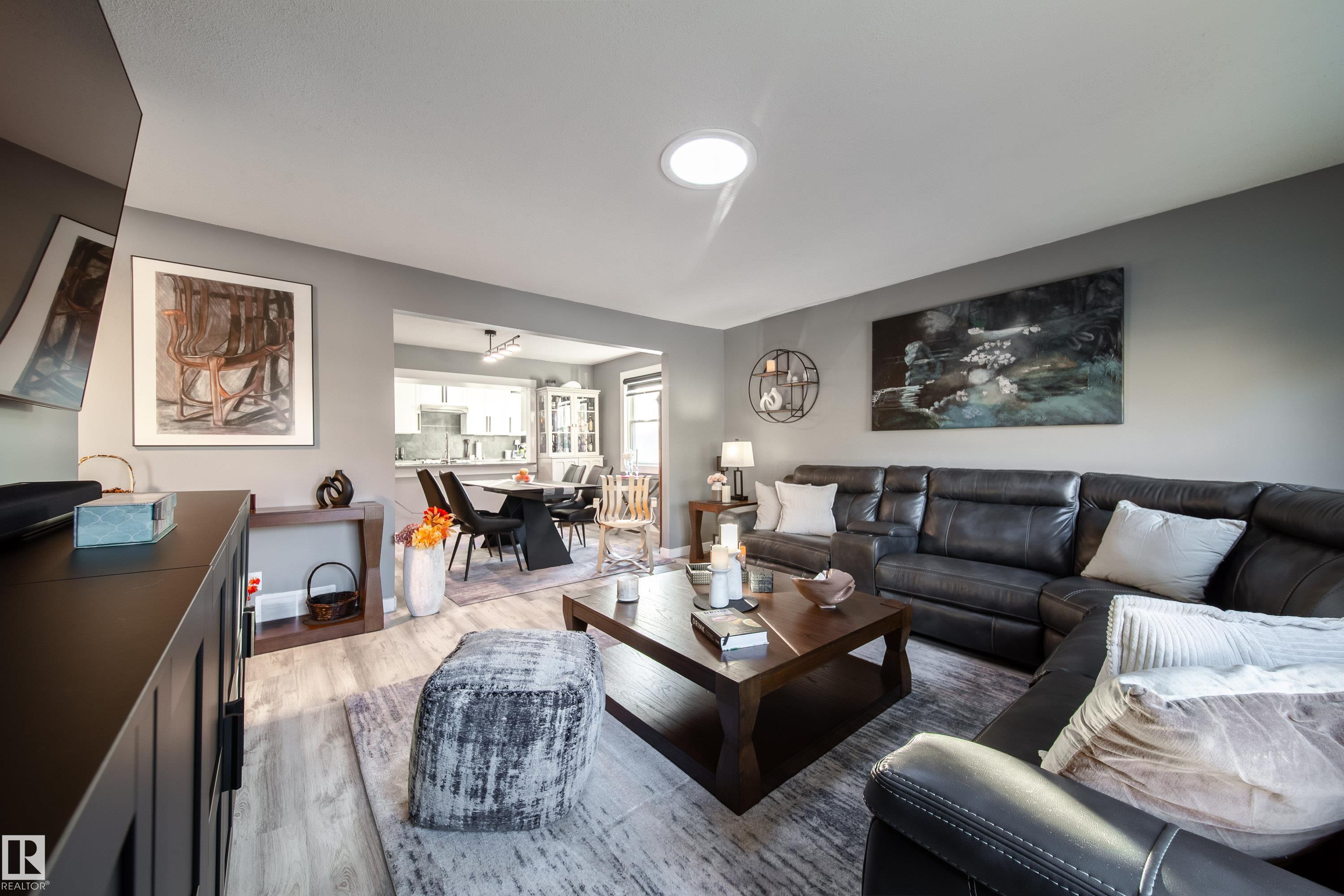 Photo 15 at 29 Morgan Crescent, Mission, St. Albert