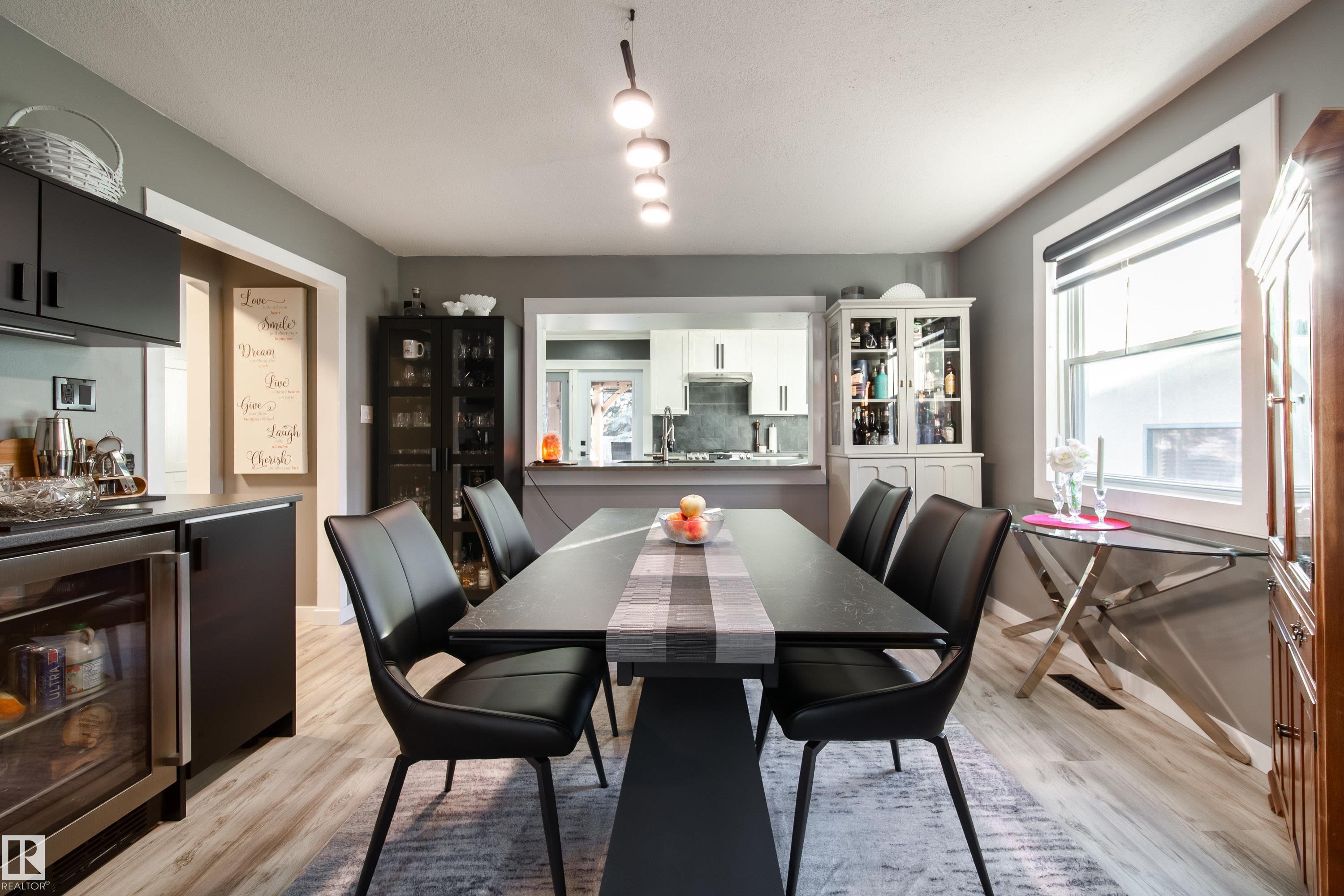 Photo 17 at 29 Morgan Crescent, Mission, St. Albert