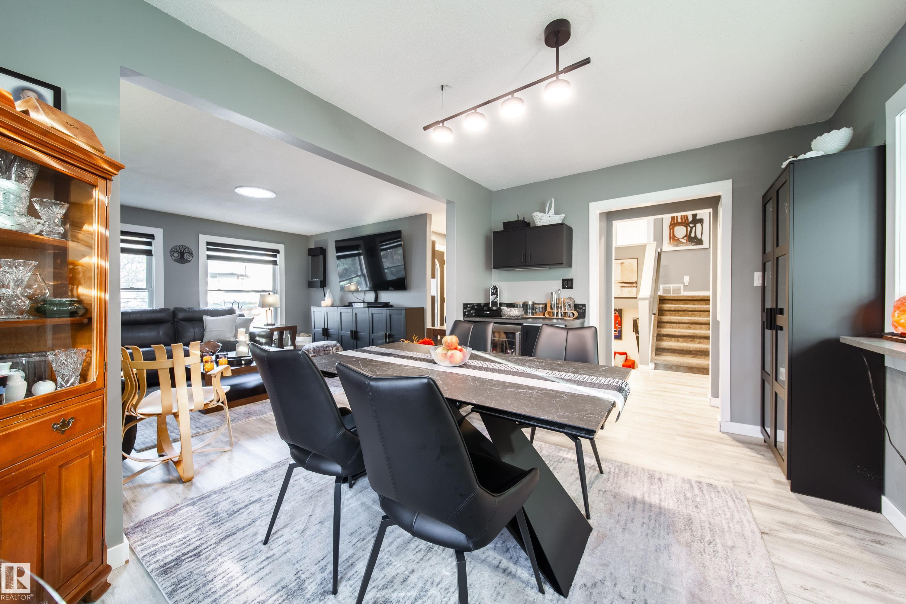 Photo 18 at 29 Morgan Crescent, Mission, St. Albert