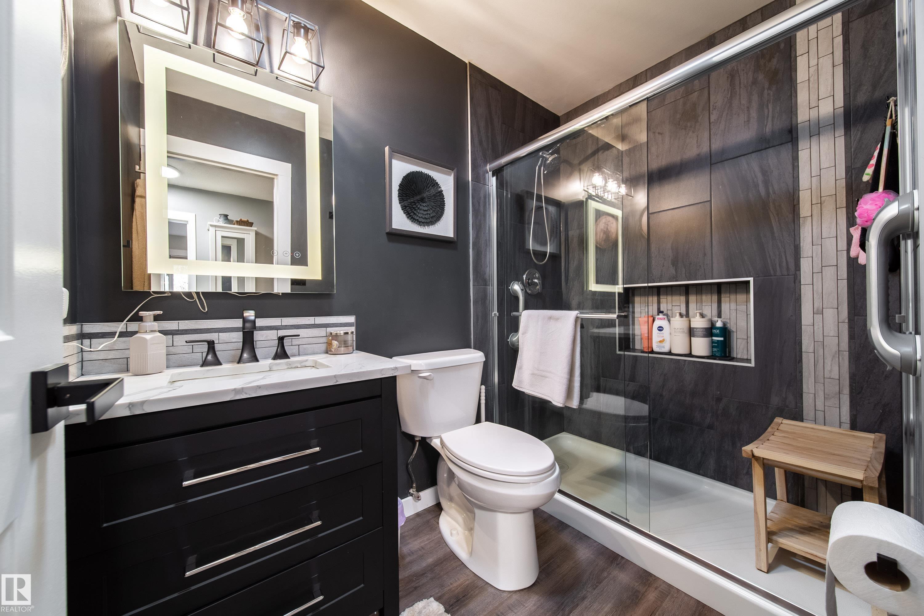 Photo 29 at 29 Morgan Crescent, Mission, St. Albert