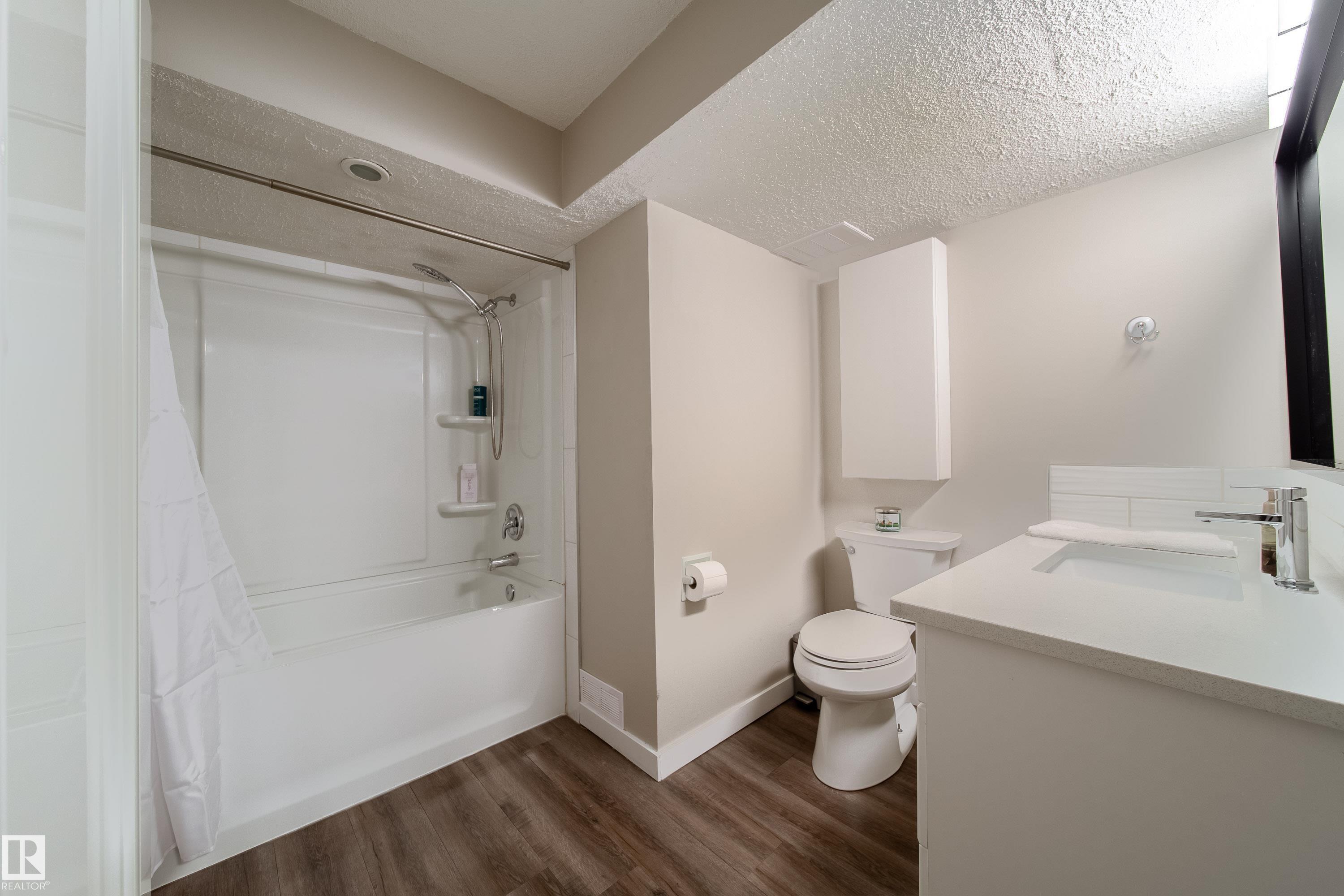 Photo 41 at 29 Morgan Crescent, Mission, St. Albert