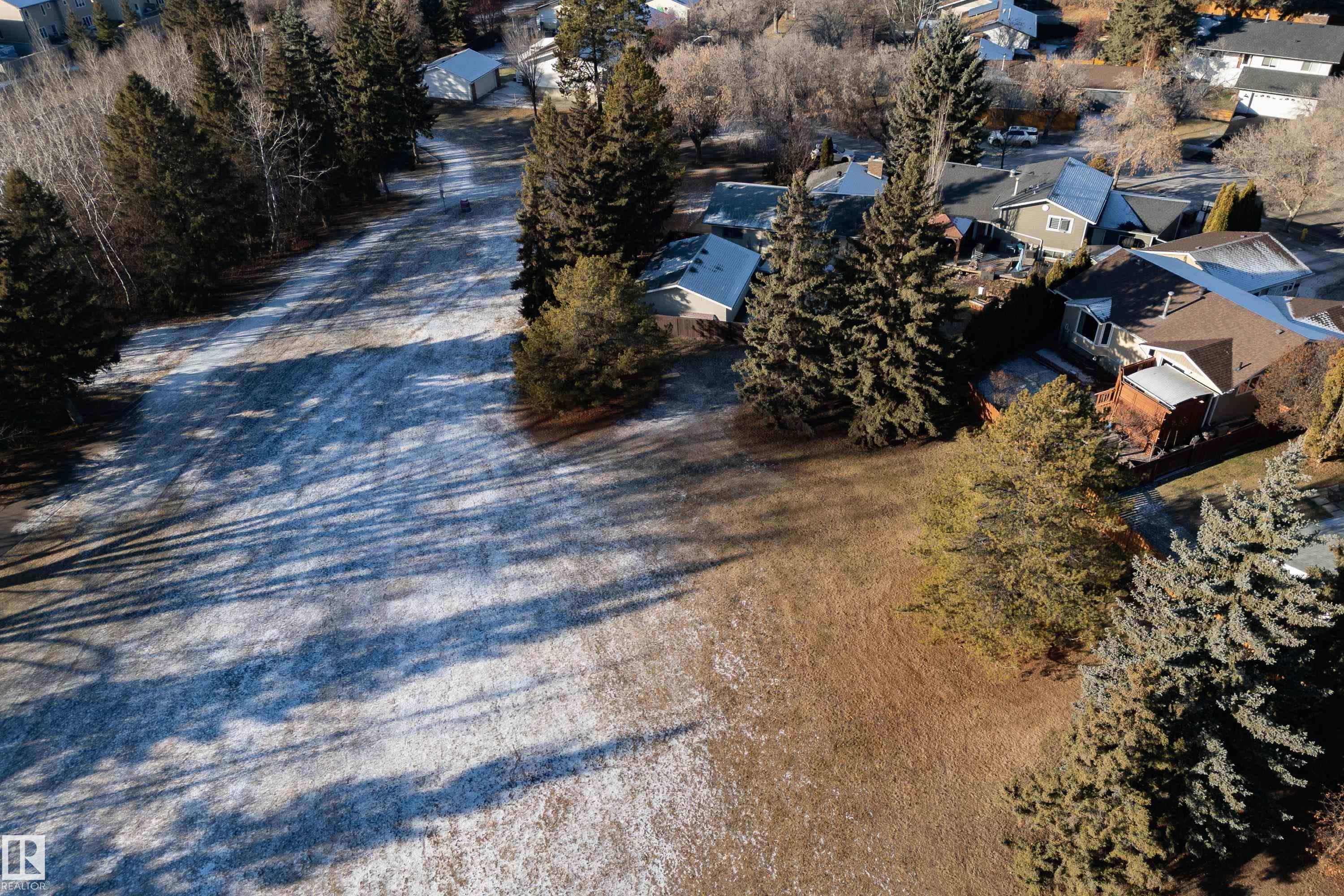 Photo 6 at 29 Morgan Crescent, Mission, St. Albert