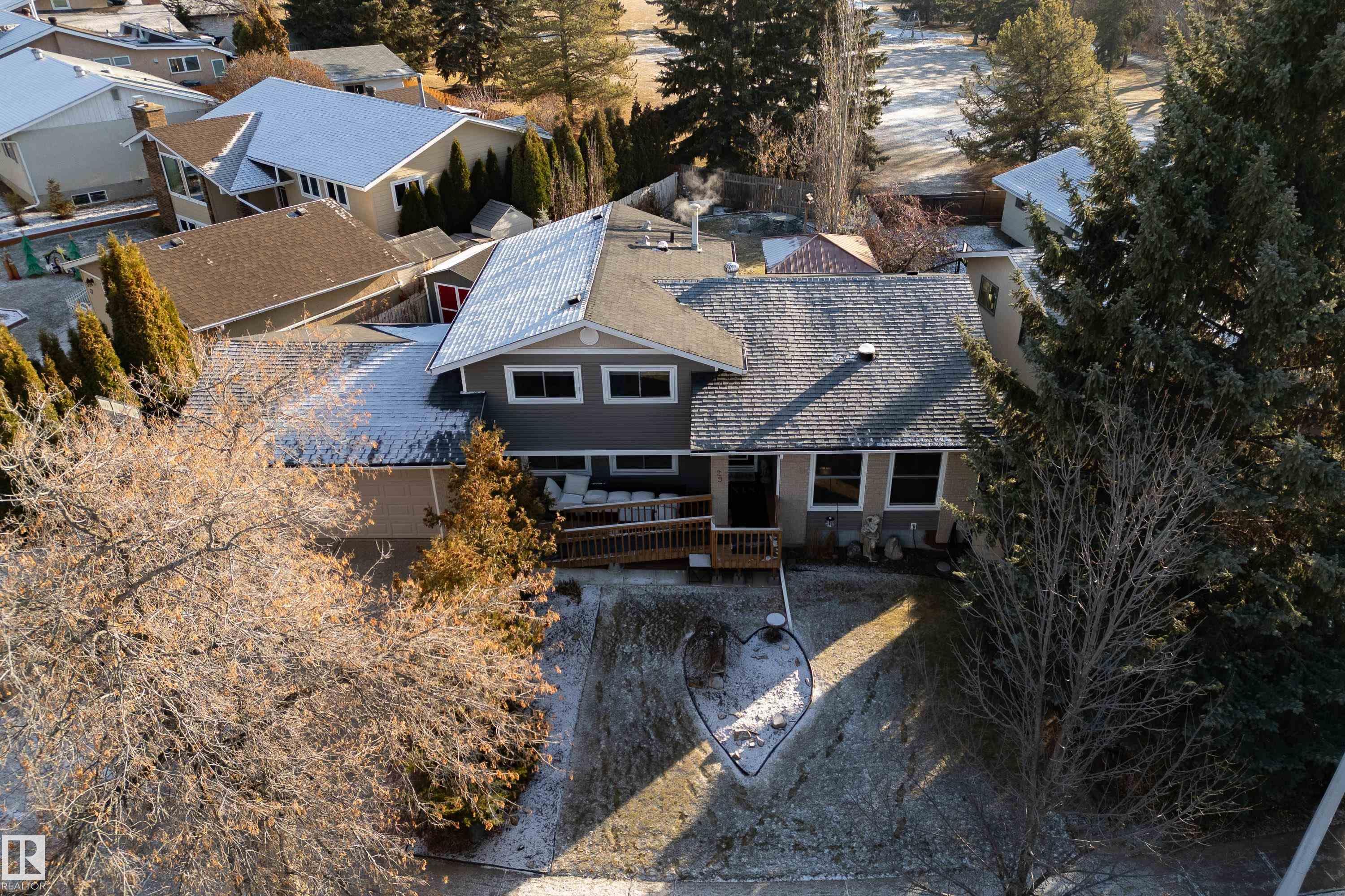 Photo 7 at 29 Morgan Crescent, Mission, St. Albert