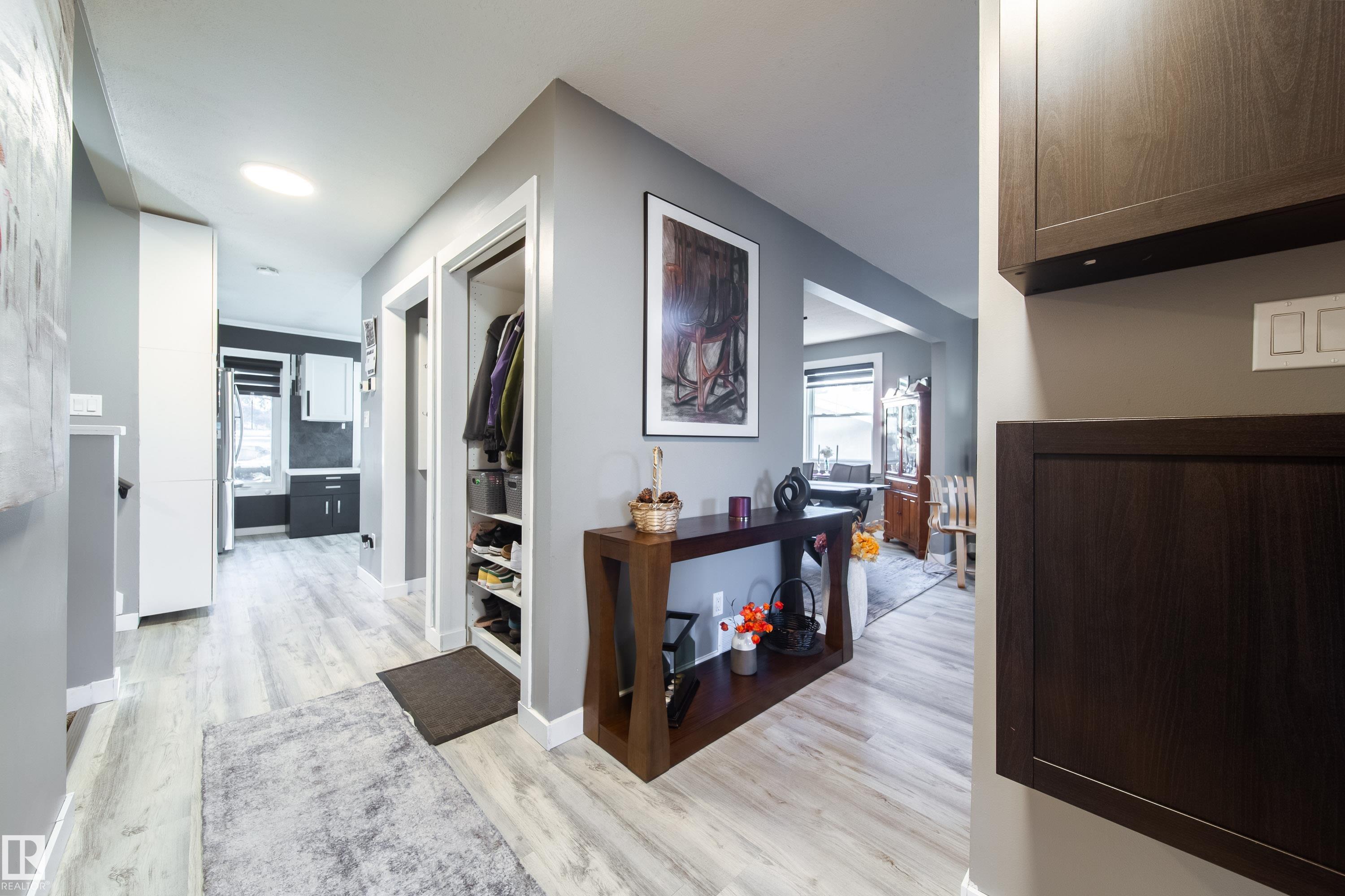 Photo 8 at 29 Morgan Crescent, Mission, St. Albert