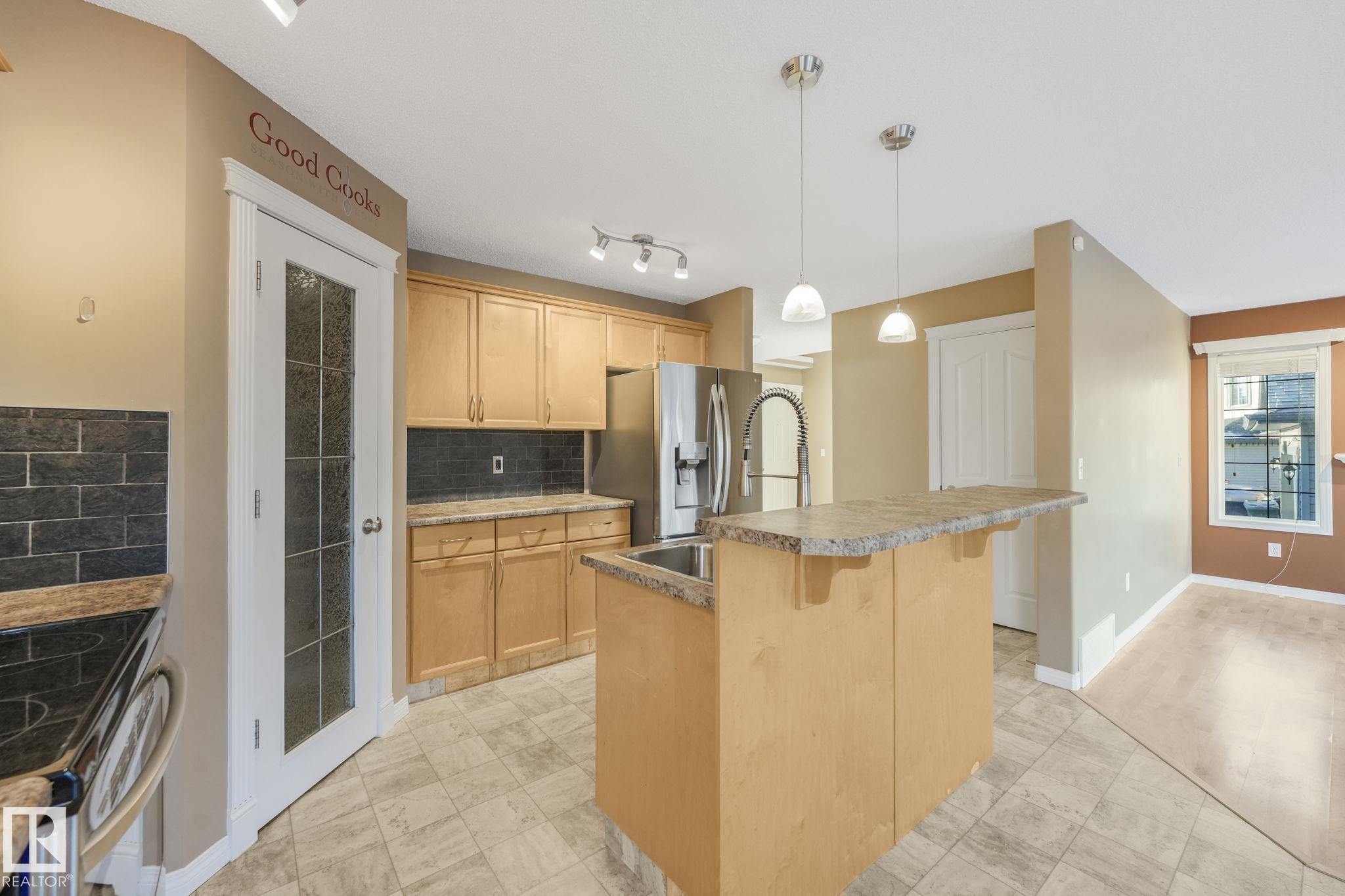 Photo 12 at 233 Westwood Lane, Westwood Trails, Fort Saskatchewan