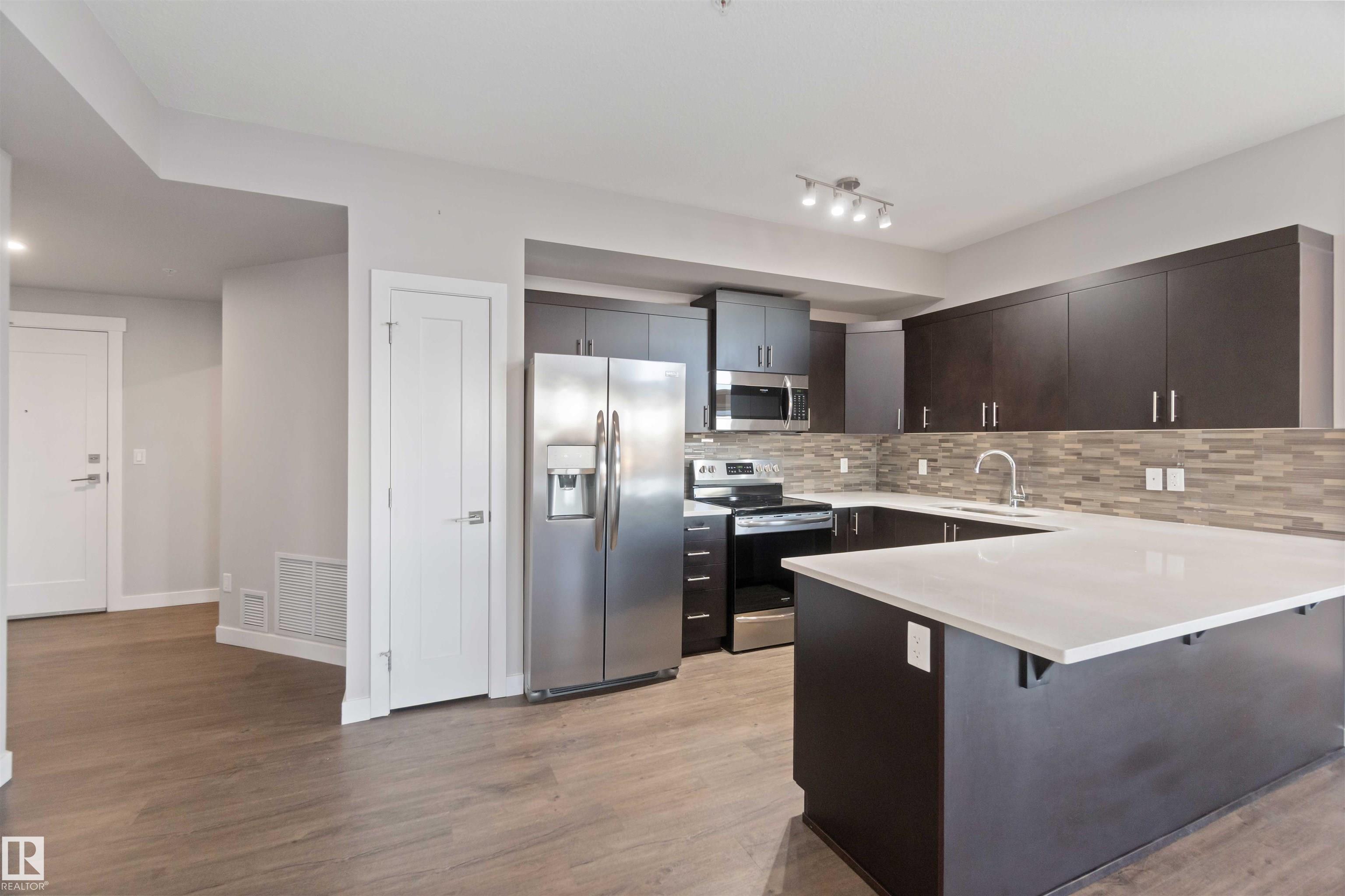 Photo 5 at 410 - 560 Griesbach Parade NW, Griesbach, Edmonton