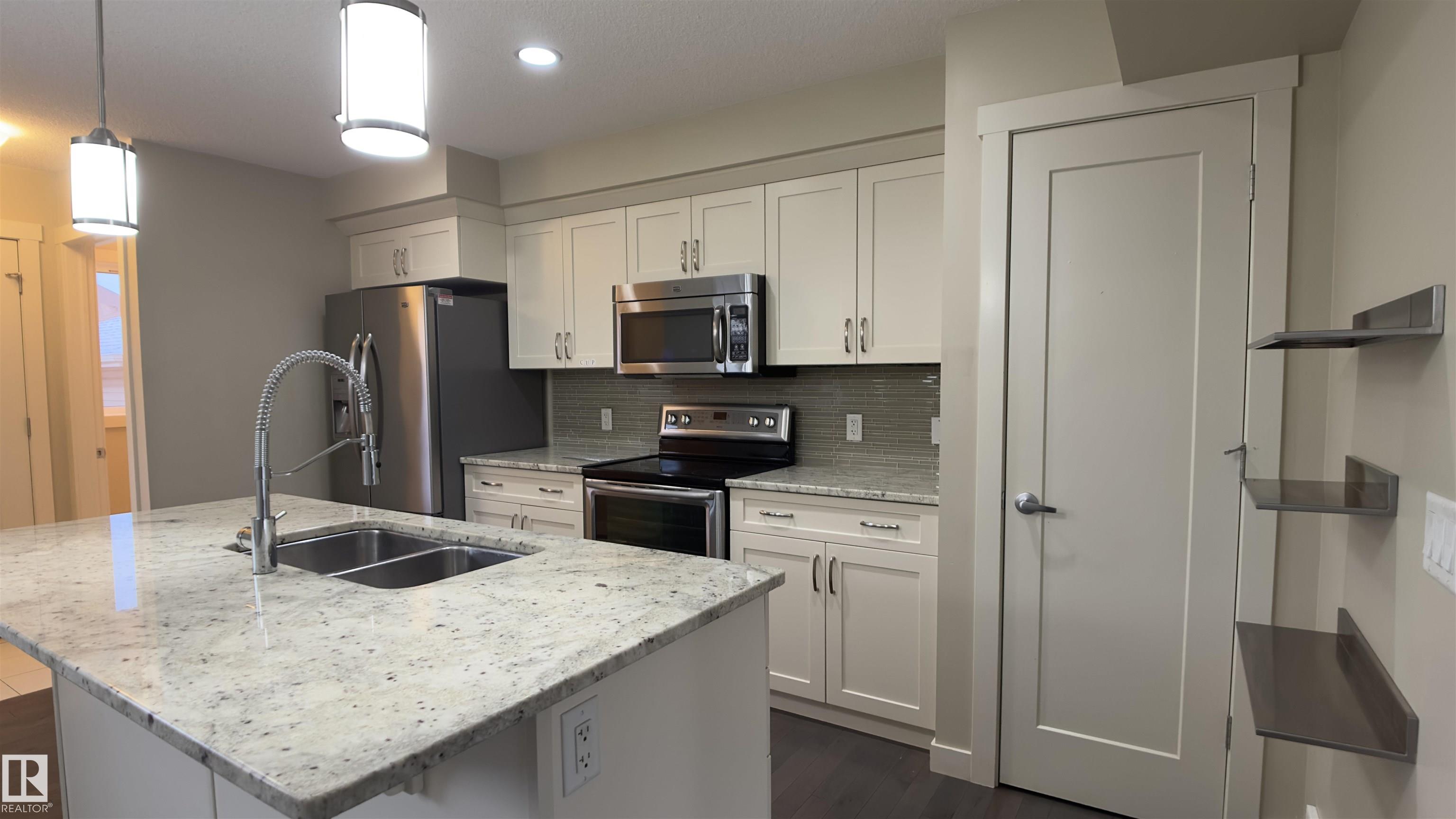 Picture for 424 CHAPPELLE DR SW