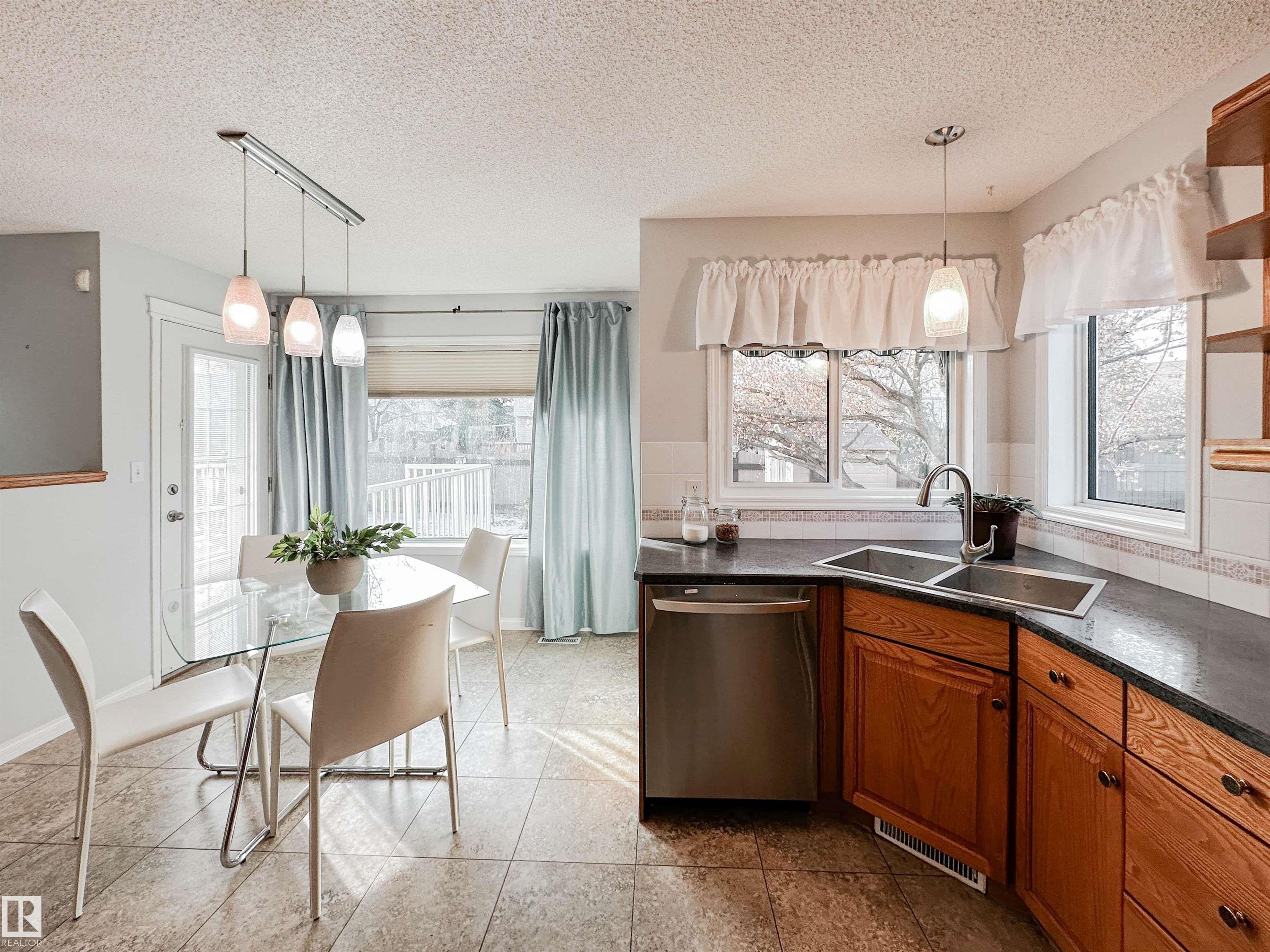 Photo 14 at 85 Durocher Street, Deer Ridge, St. Albert