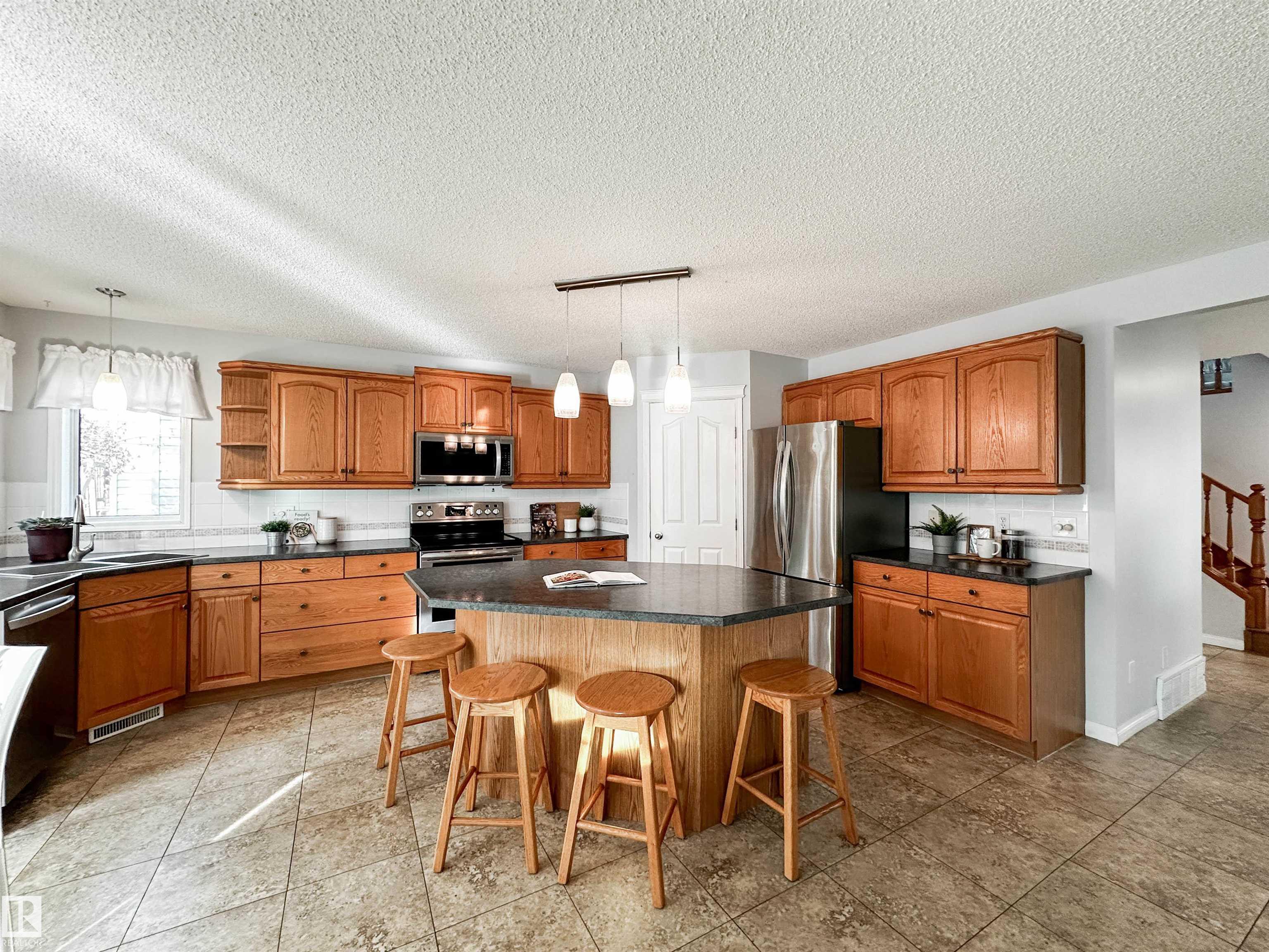 Photo 8 at 85 Durocher Street, Deer Ridge, St. Albert