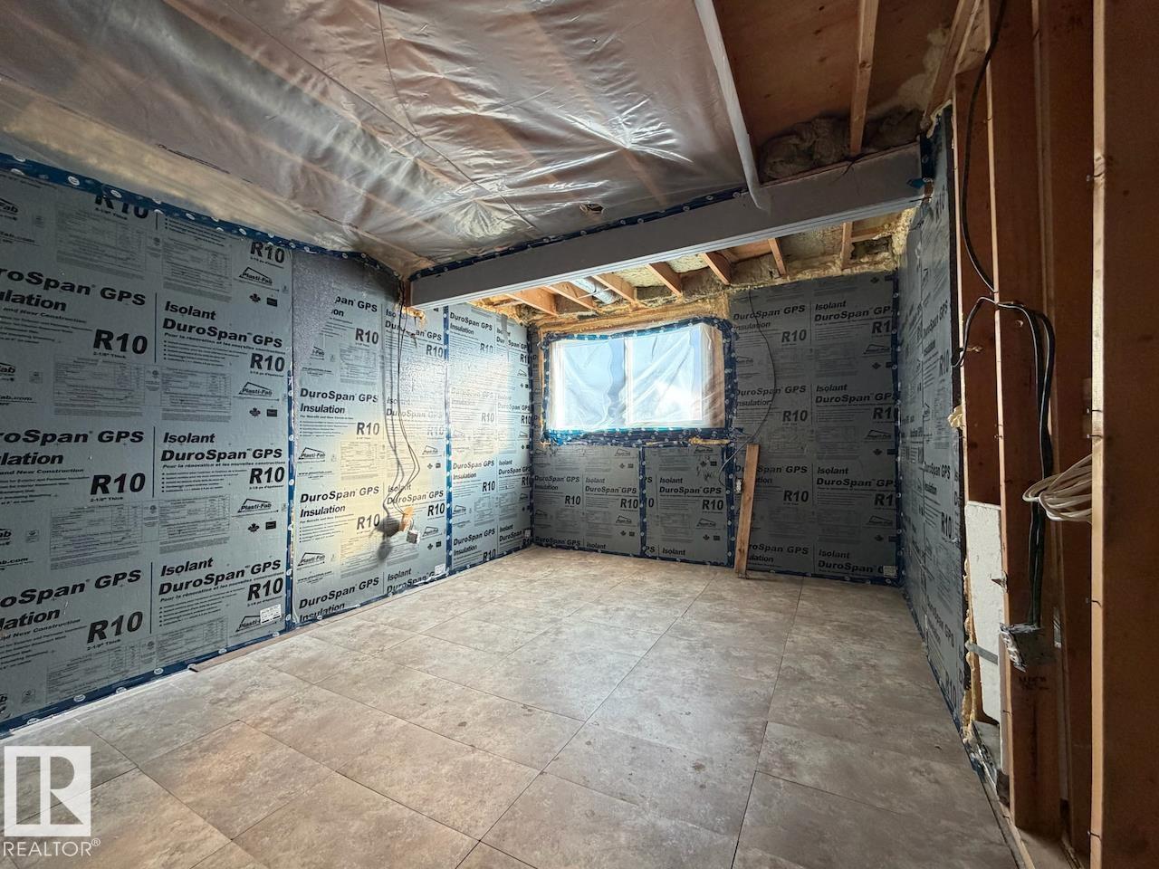 Photo 11 at 254 Richfield Road NW, Richfield, Edmonton