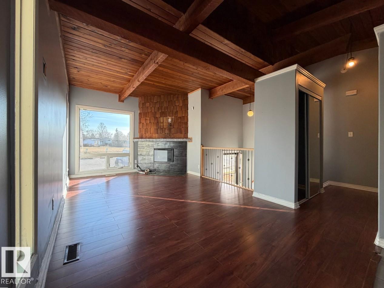 Photo 4 at 254 Richfield Road NW, Richfield, Edmonton